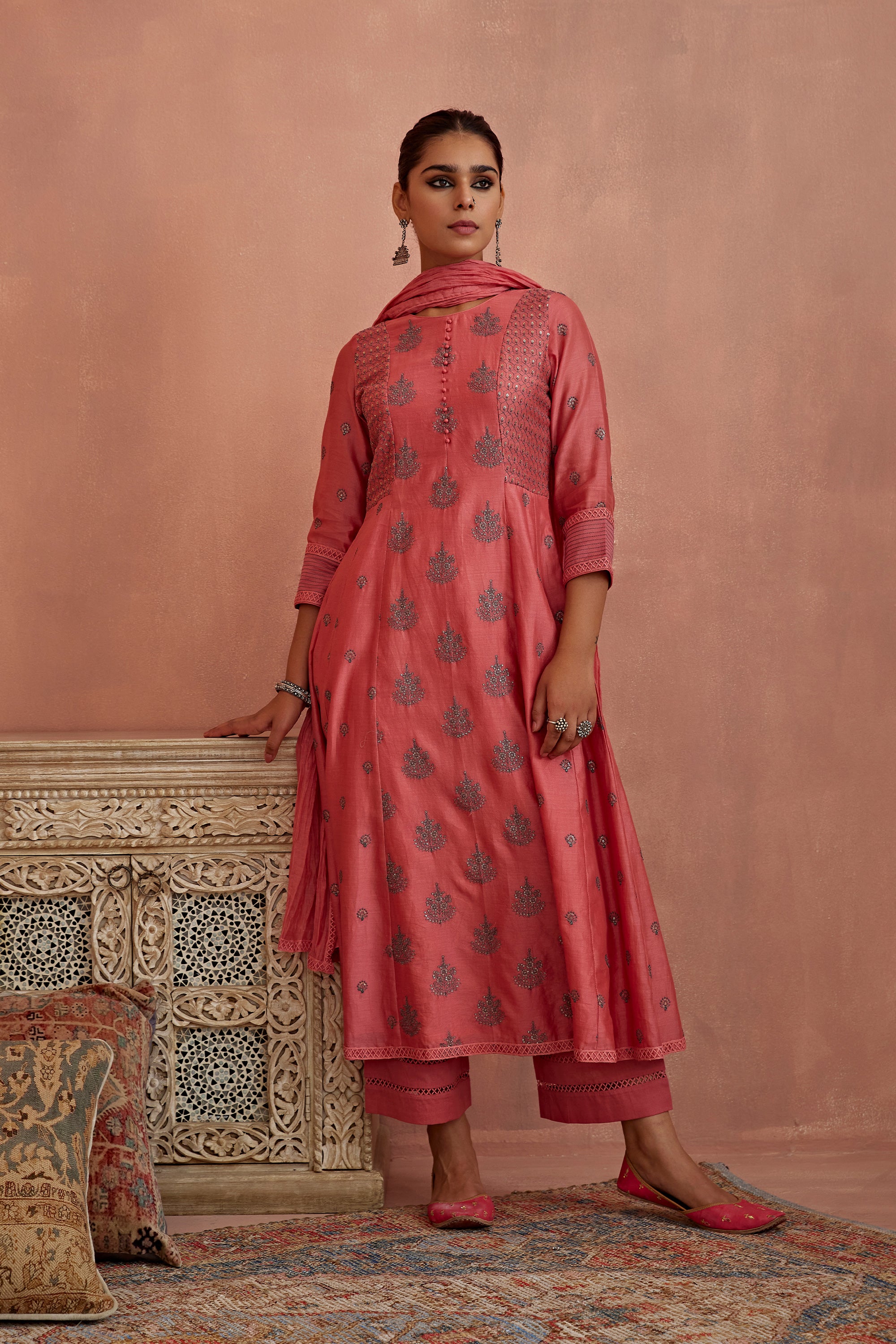 Coral_Thread_Embroidered_A-Line_Kurta_Set_Kritika_Dawar
