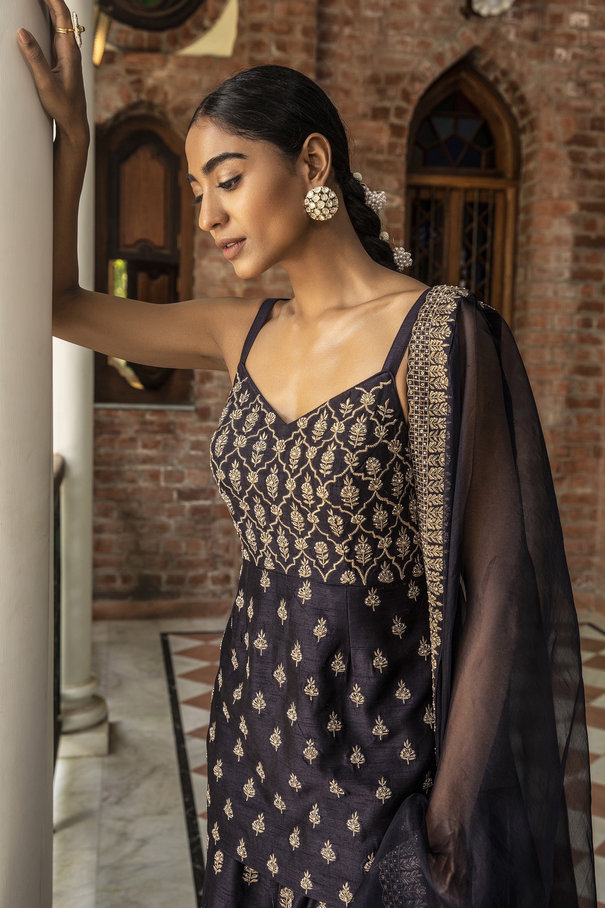 Blue_Silk_Zari_Embroidered_Gharara_Set_Kritika_Dawar