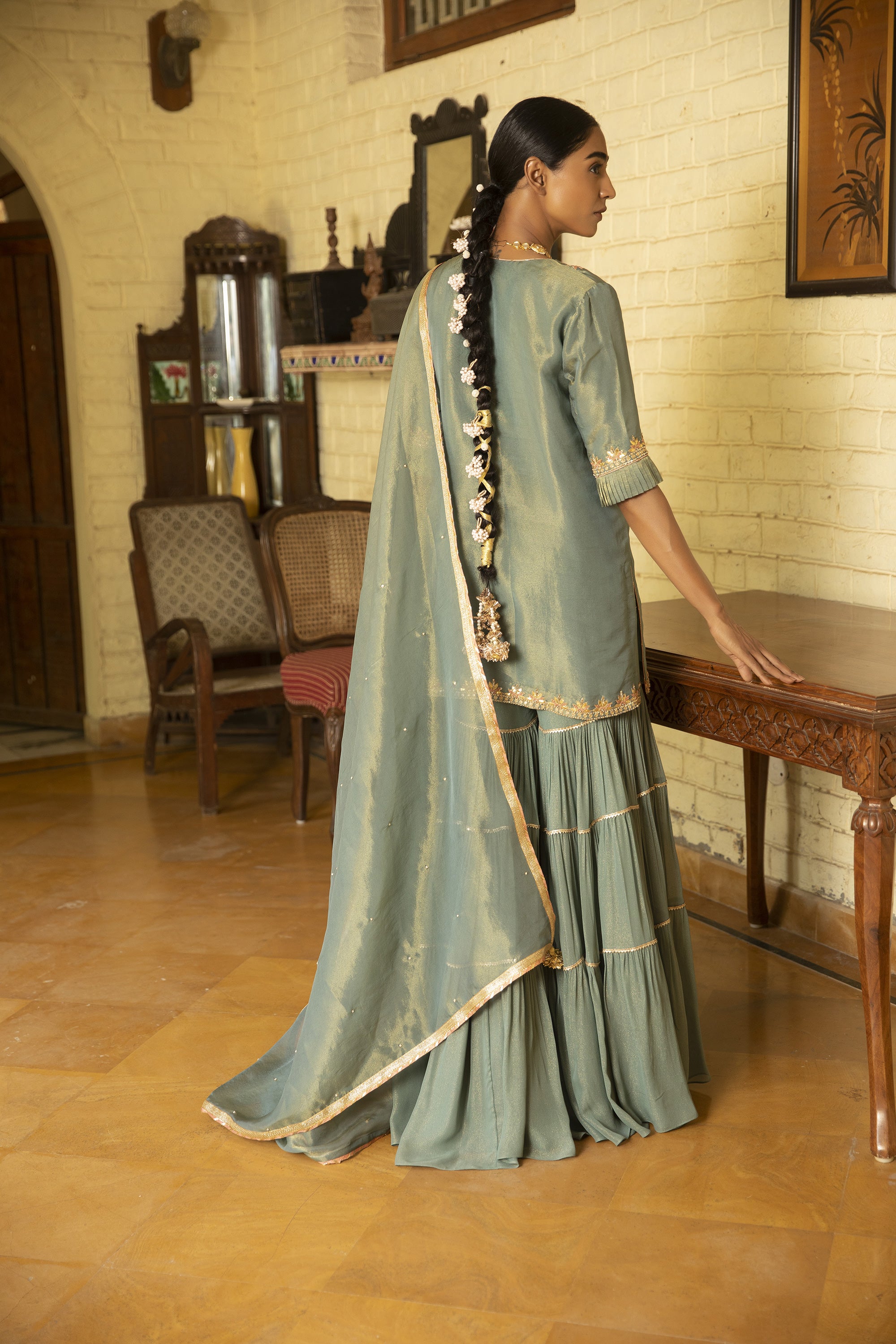 Green_Embroidered_Sharara_Set_Kritika_Dawar