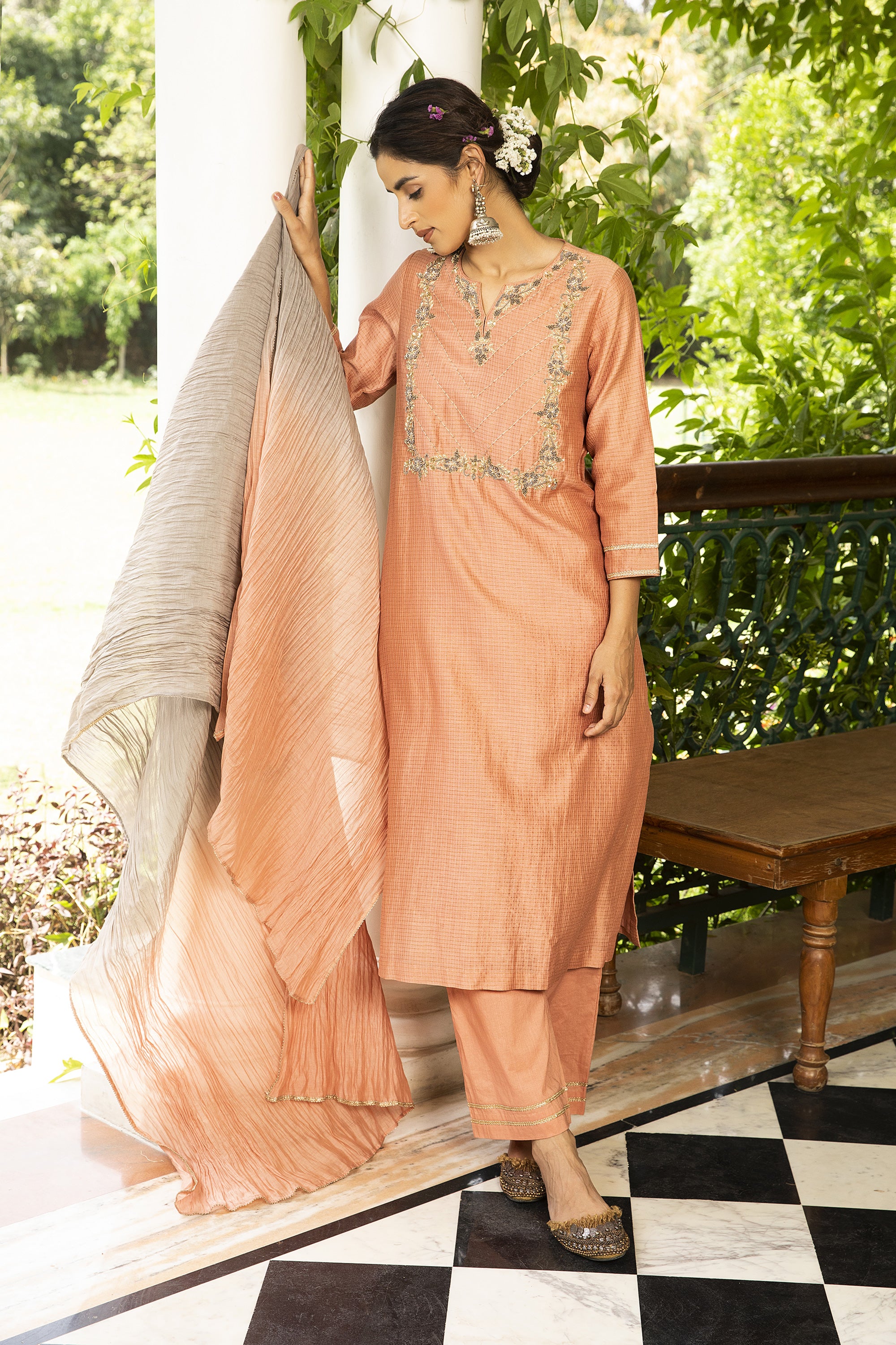 Blush_Embroidered_Kurta_Set_Kritika_Dawar