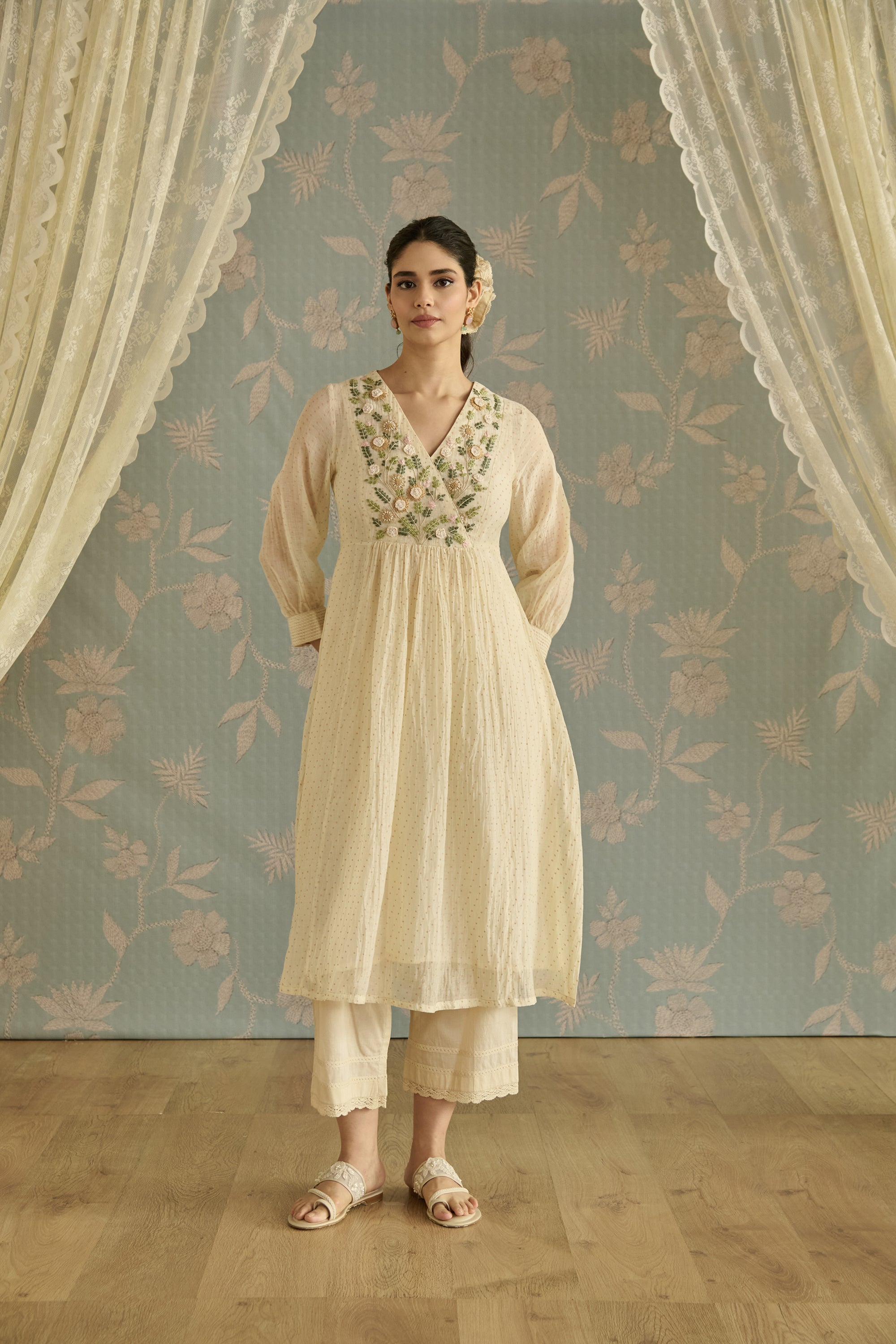 Ivory 3-D Flower Embroidery Kurta Set