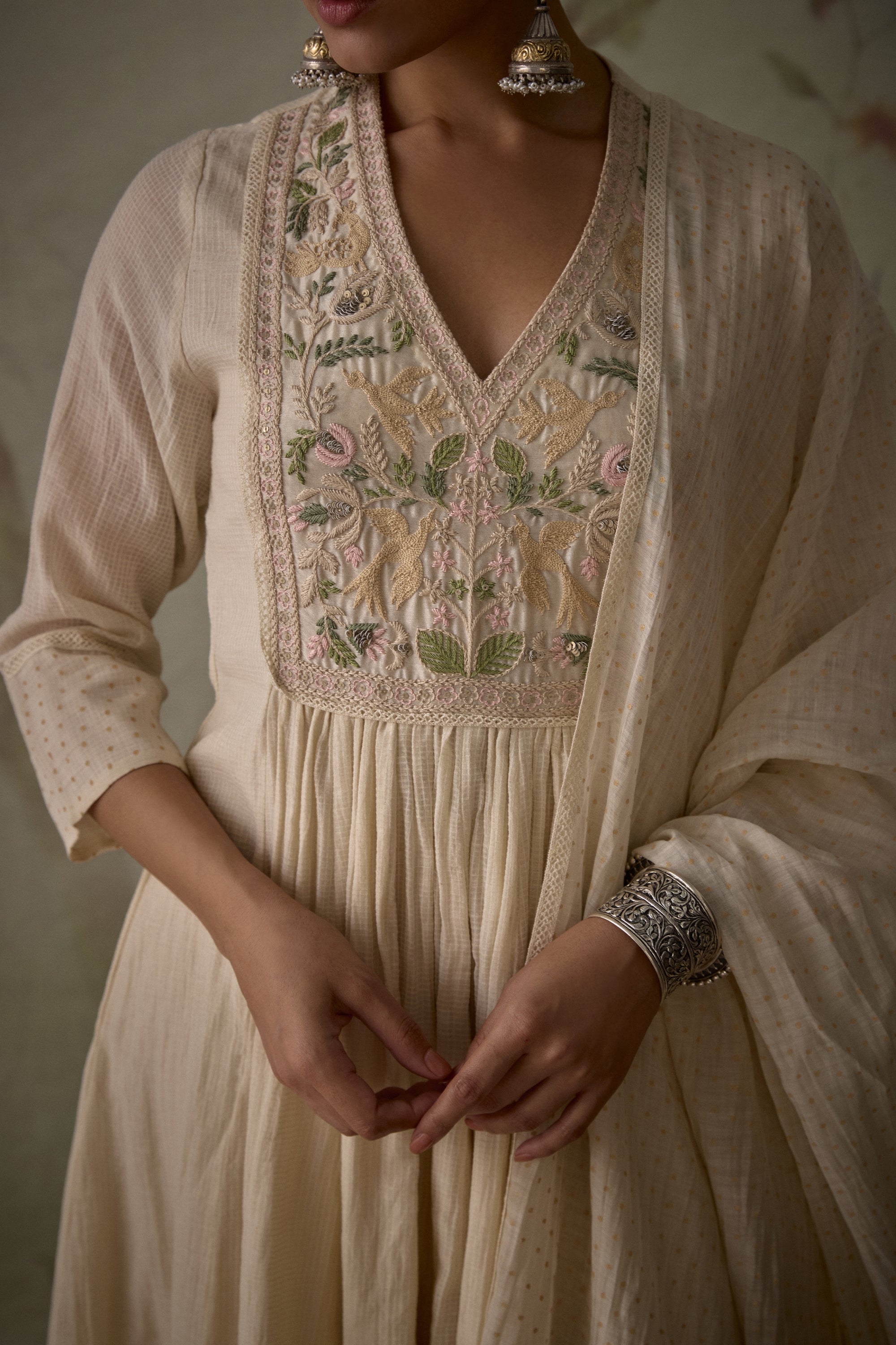 Ivory_Hand_Embroidered_A-Line_Kurta_Set_Kritika_Dawar