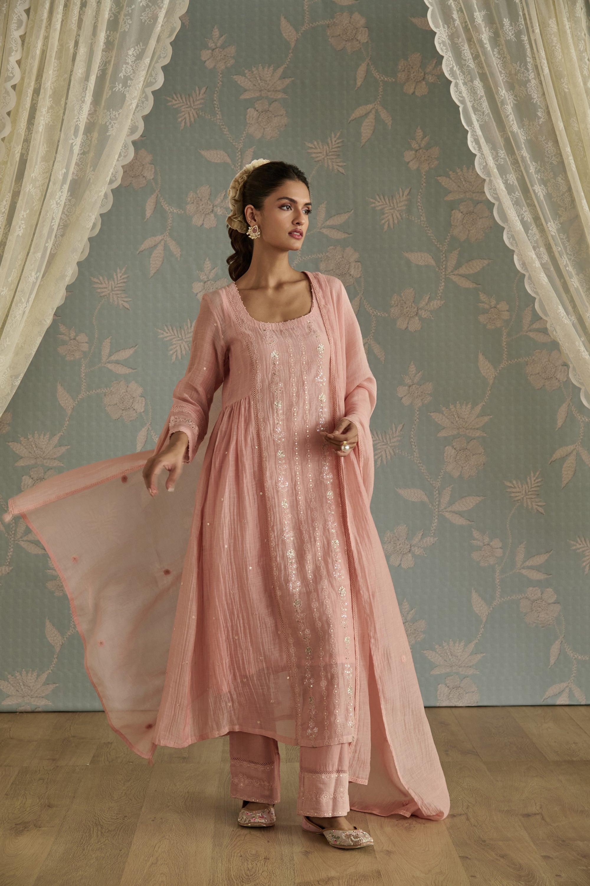 Pink Chanderi Panelled Kurta Set
