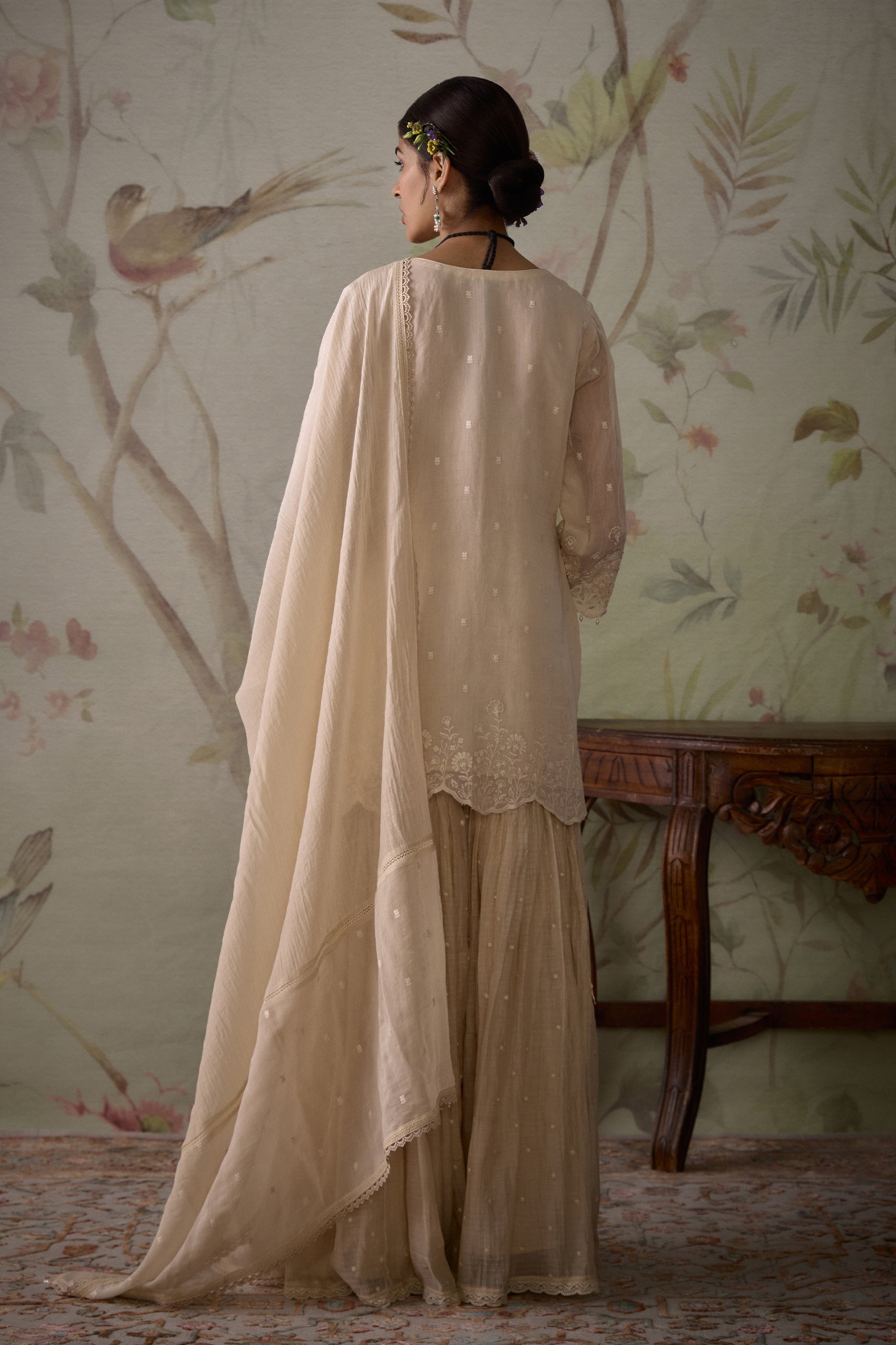 Ivory_Scalloped_Short_Kurta_Gharara_Set_Kritika_Dawar