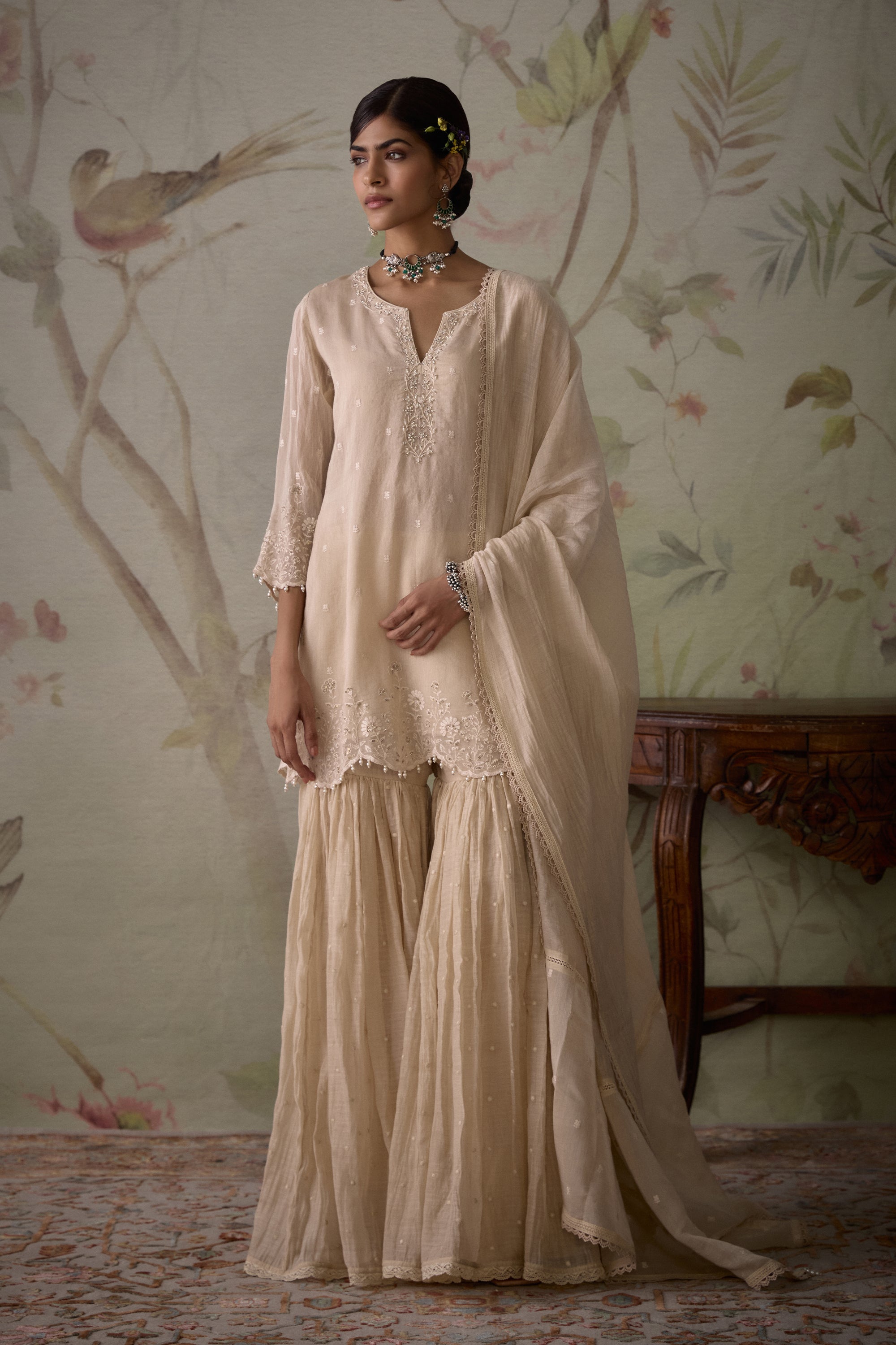 Ivory_Scalloped_Short_Kurta_Gharara_Set_Kritika_Dawar
