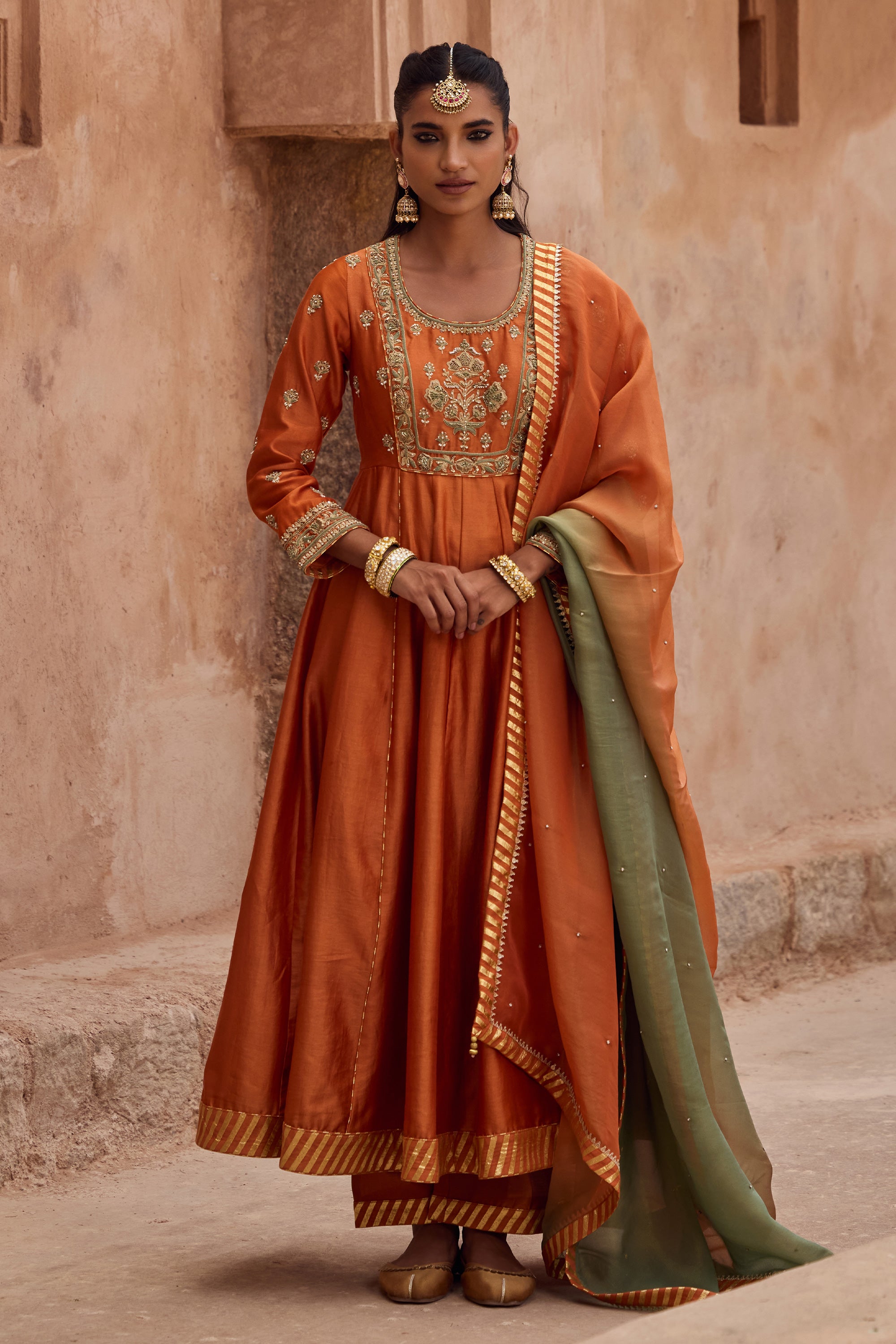 Zoha Anarkali Set