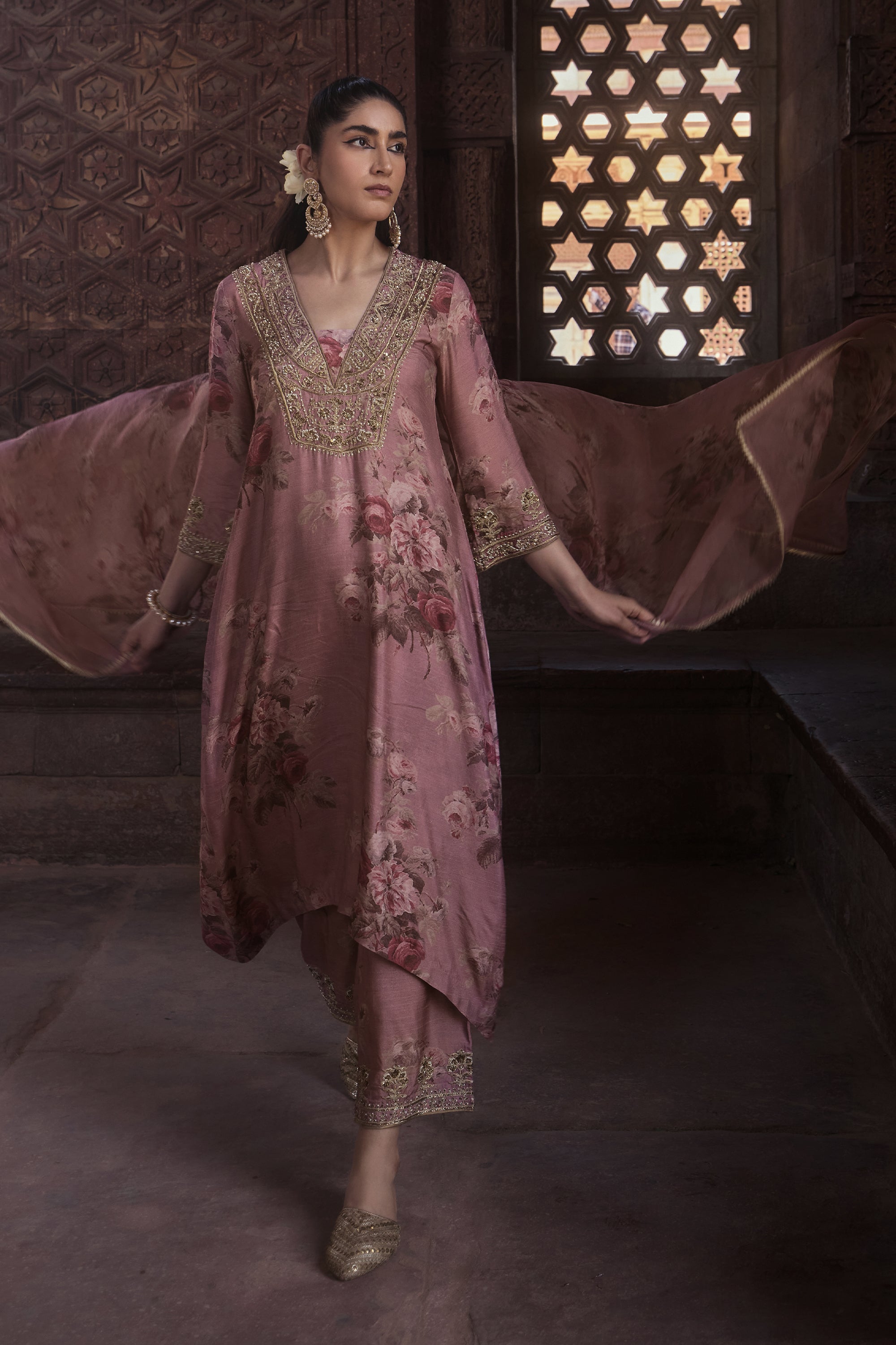 Amara_Kurta_Set_Kritika_Dawar