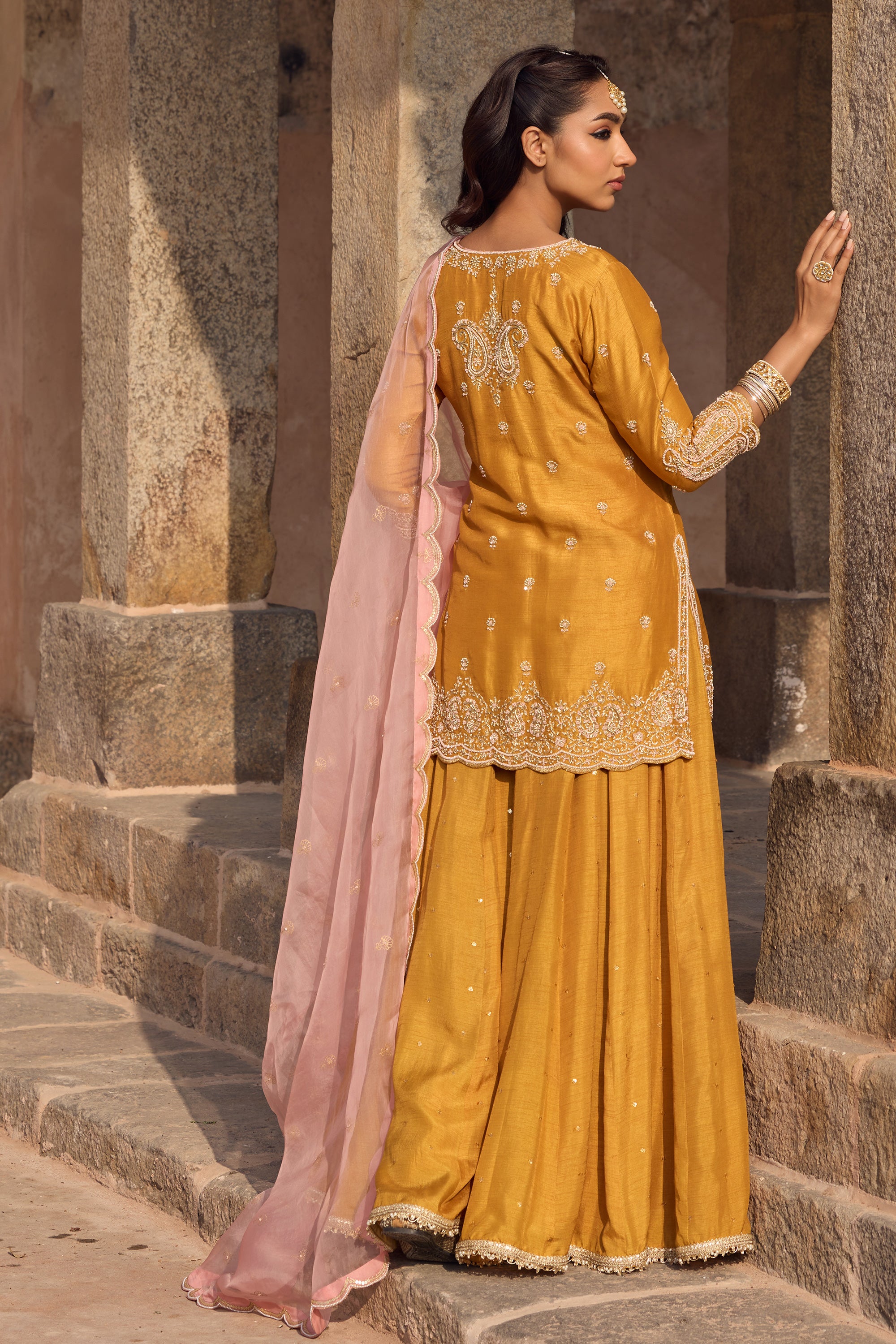 Nur Sharara Set