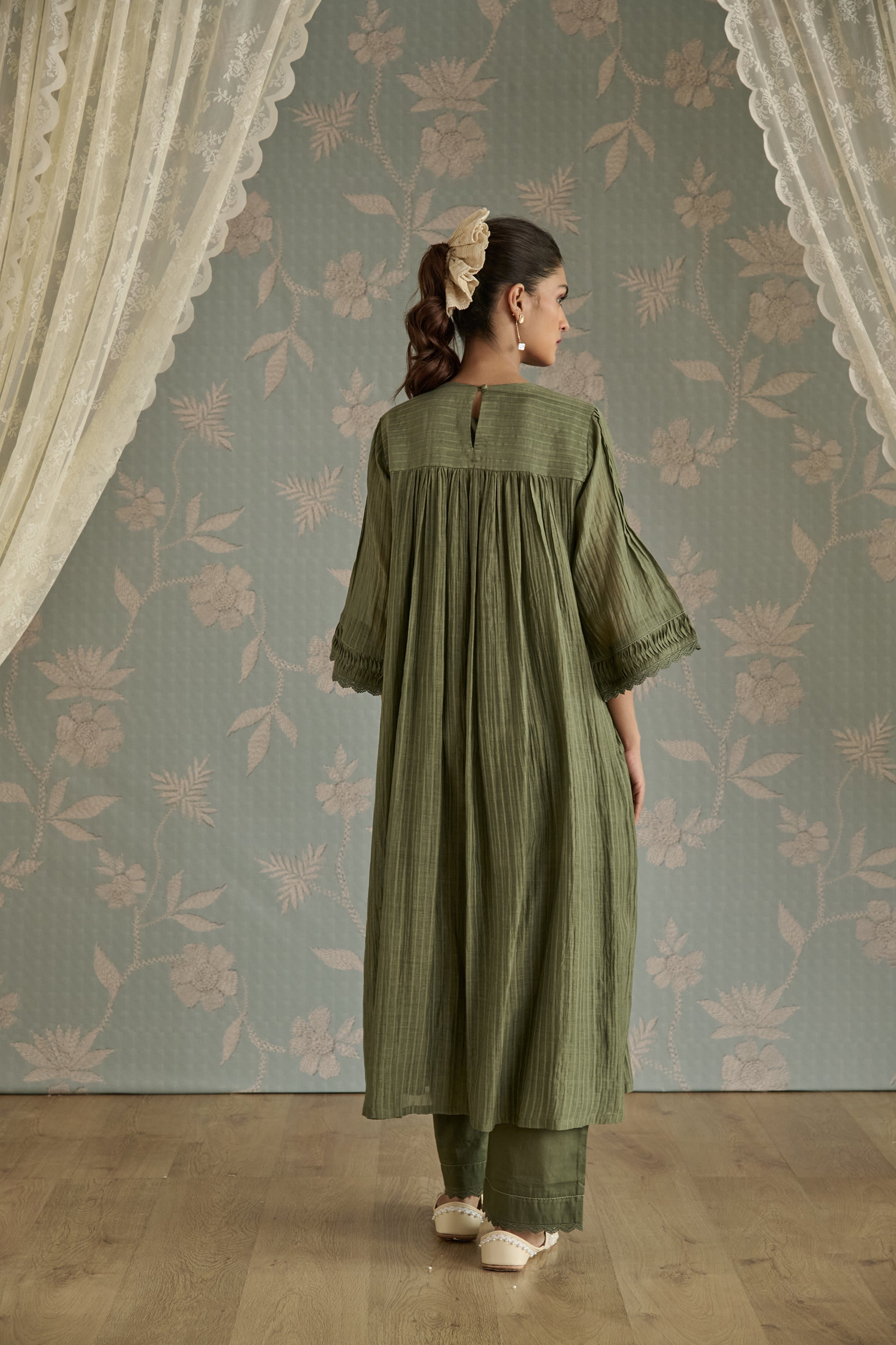 Green Self Stripe Floral Pintuck Tunic
