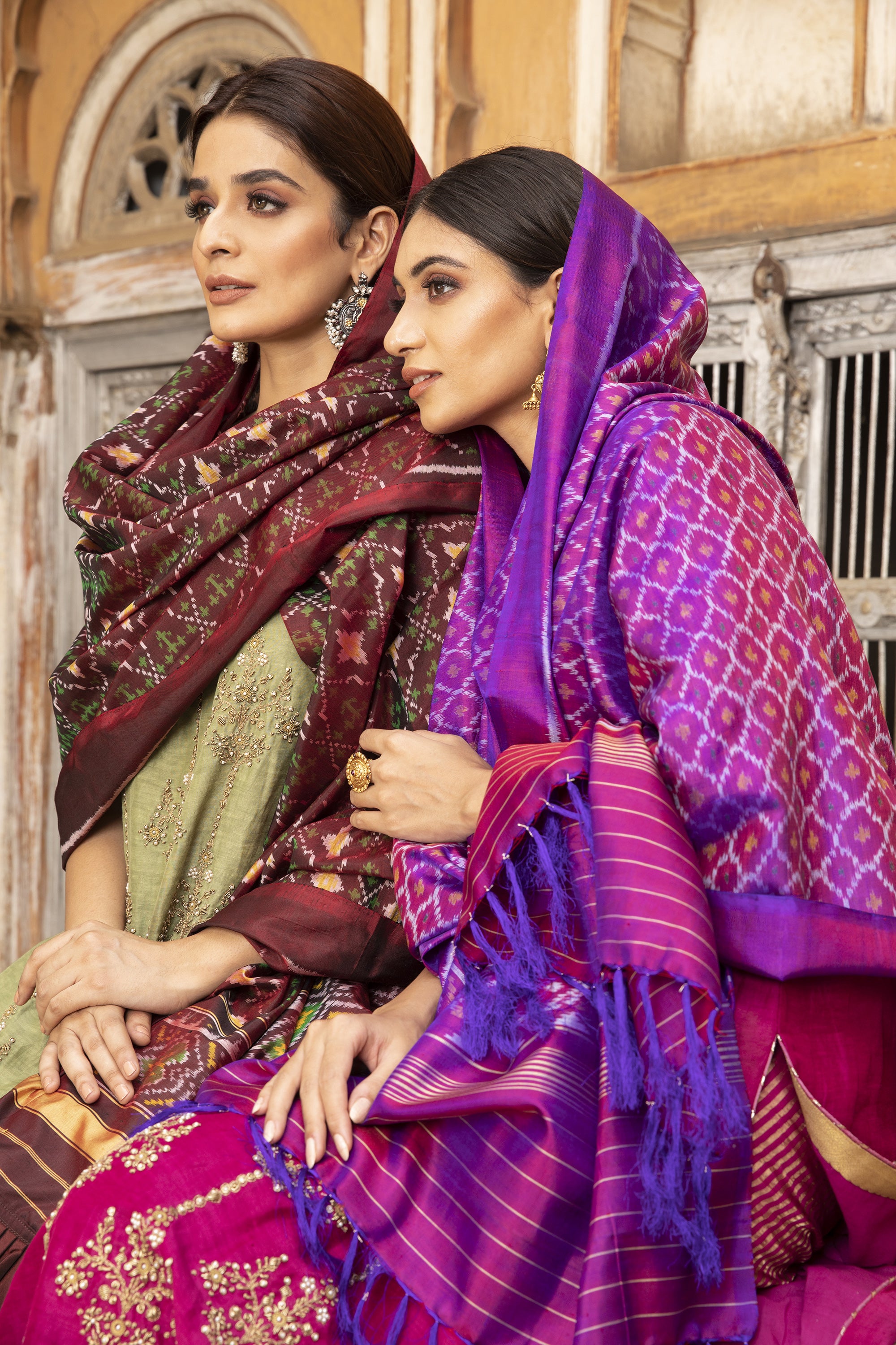 Fuchsia_Hand_Embroidered_Kurta_Set_Kritika_Dawar