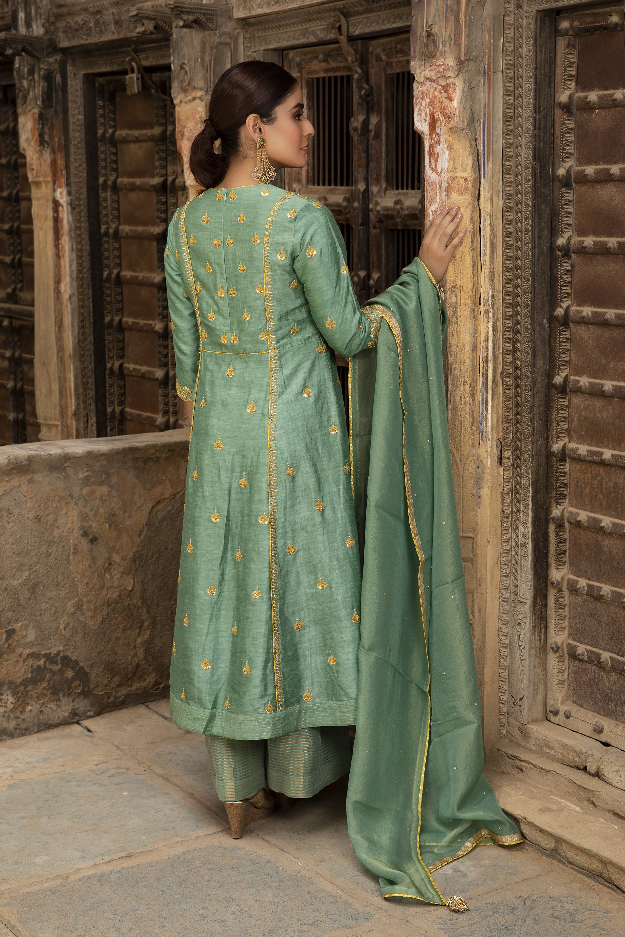 Turquoise_Green_Gota_Embroidered_Kurta_Set_Kritika_Dawar
