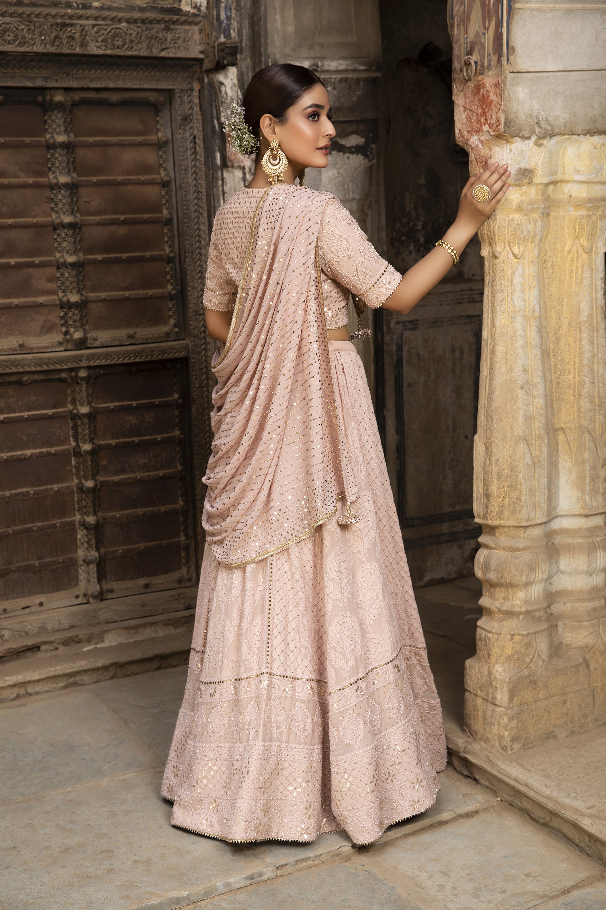 Pink_Embroidered_Lehenga_Set_Kritika_Dawar