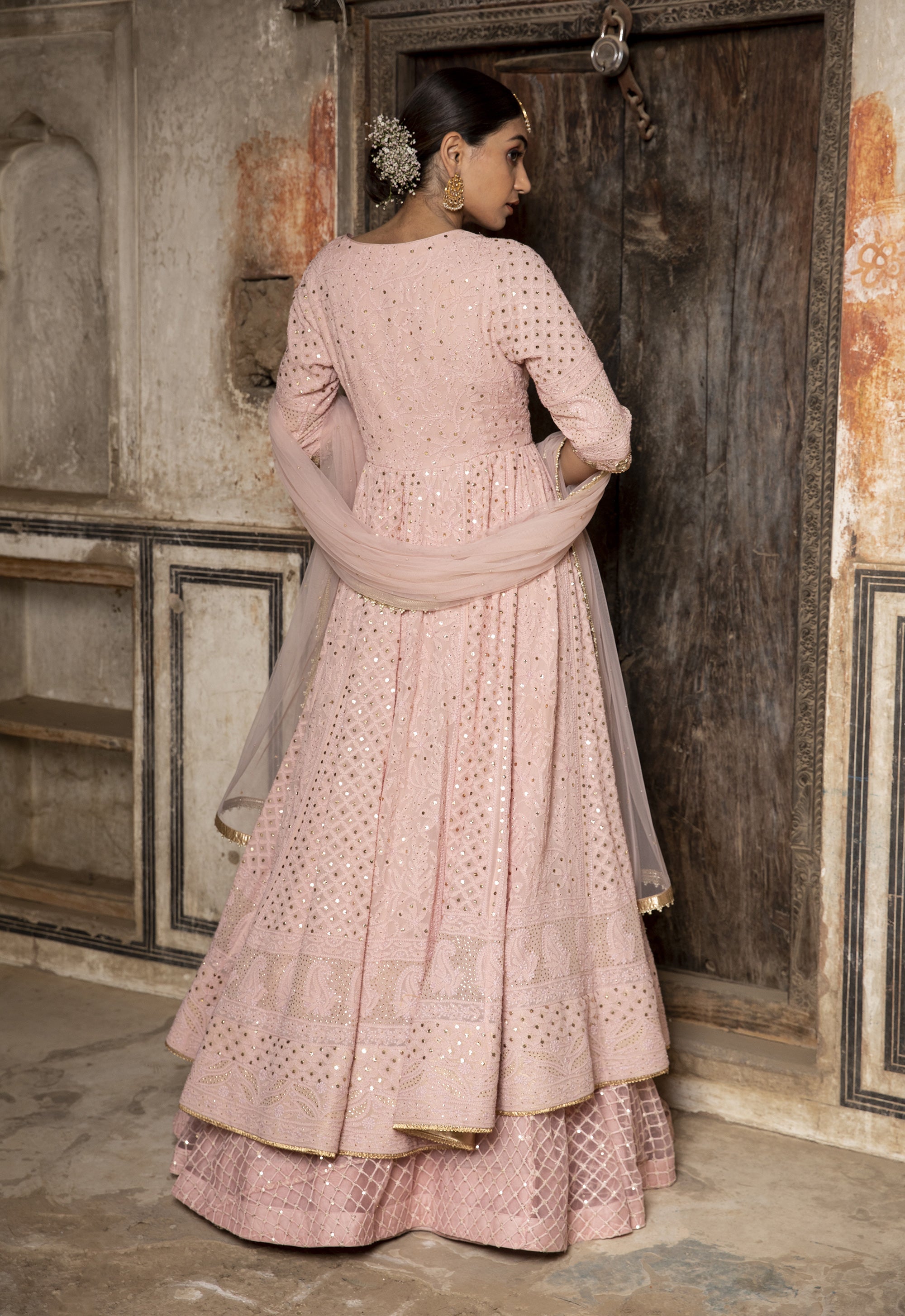 Pink_Chikankari_Lehenga_Set_Kritika_Dawar