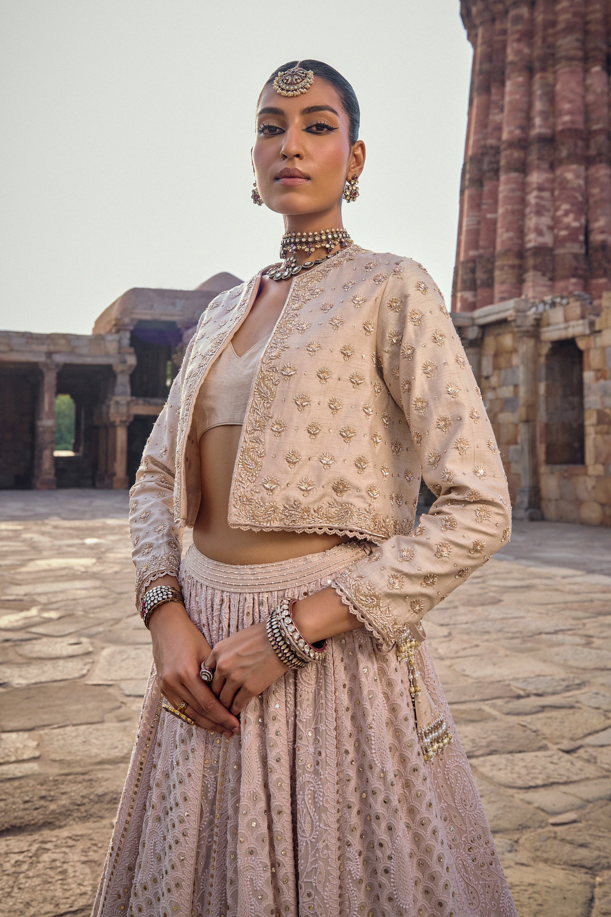 Afrin_Lehenga_Set_Kritika_Dawar