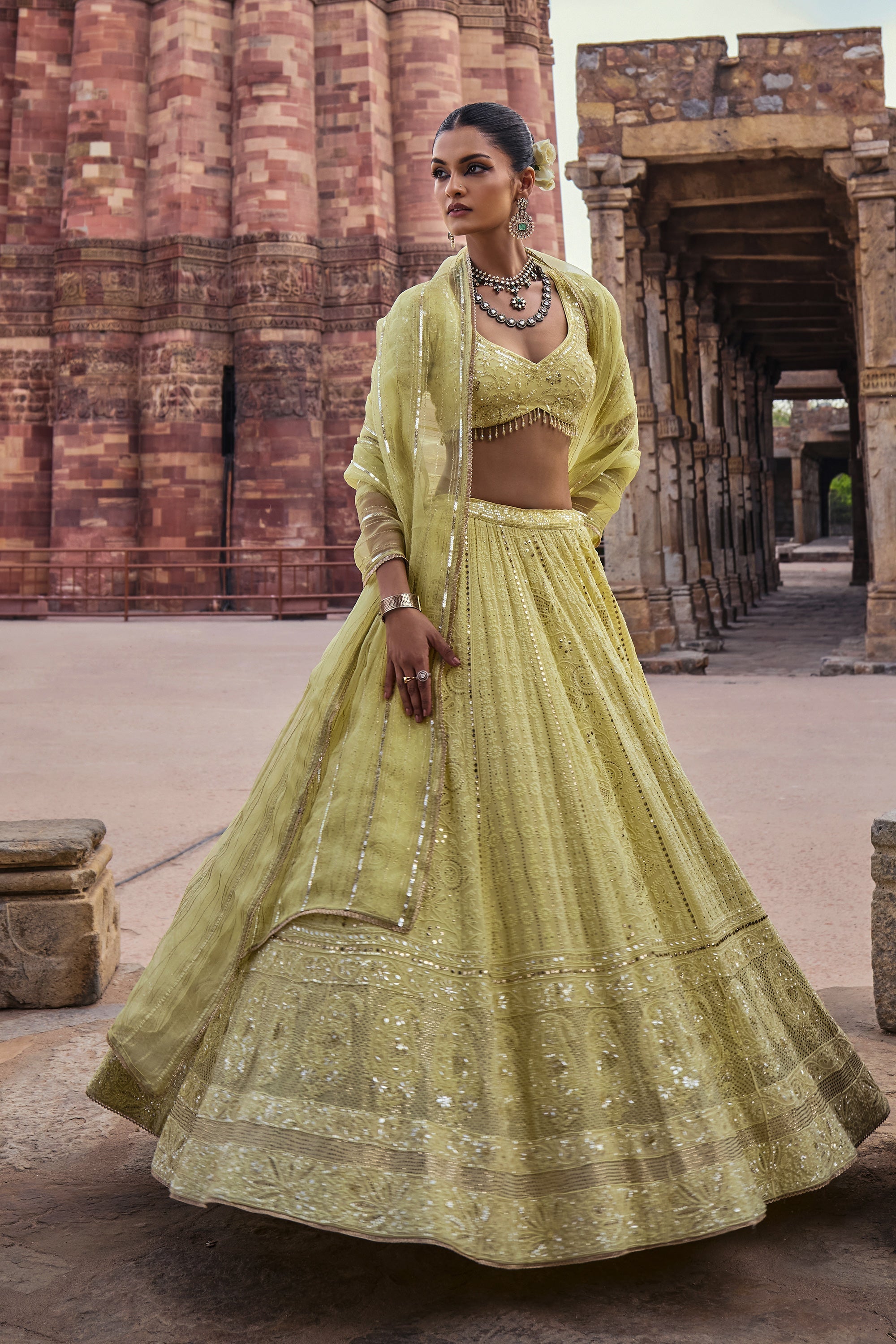 Mehreen_Lehenga_Set_Kritika_Dawar