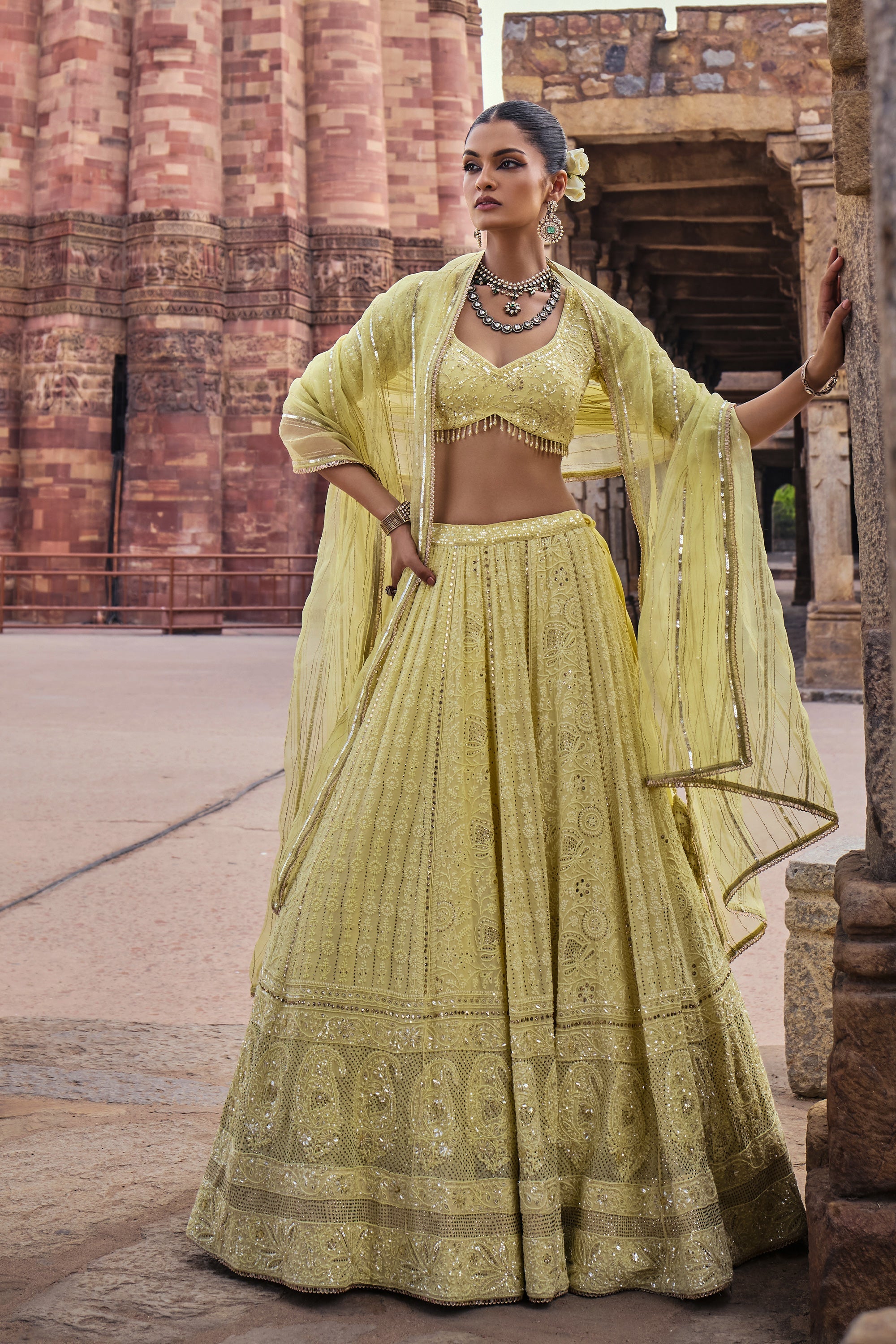 Mehreen_Lehenga_Set_Kritika_Dawar