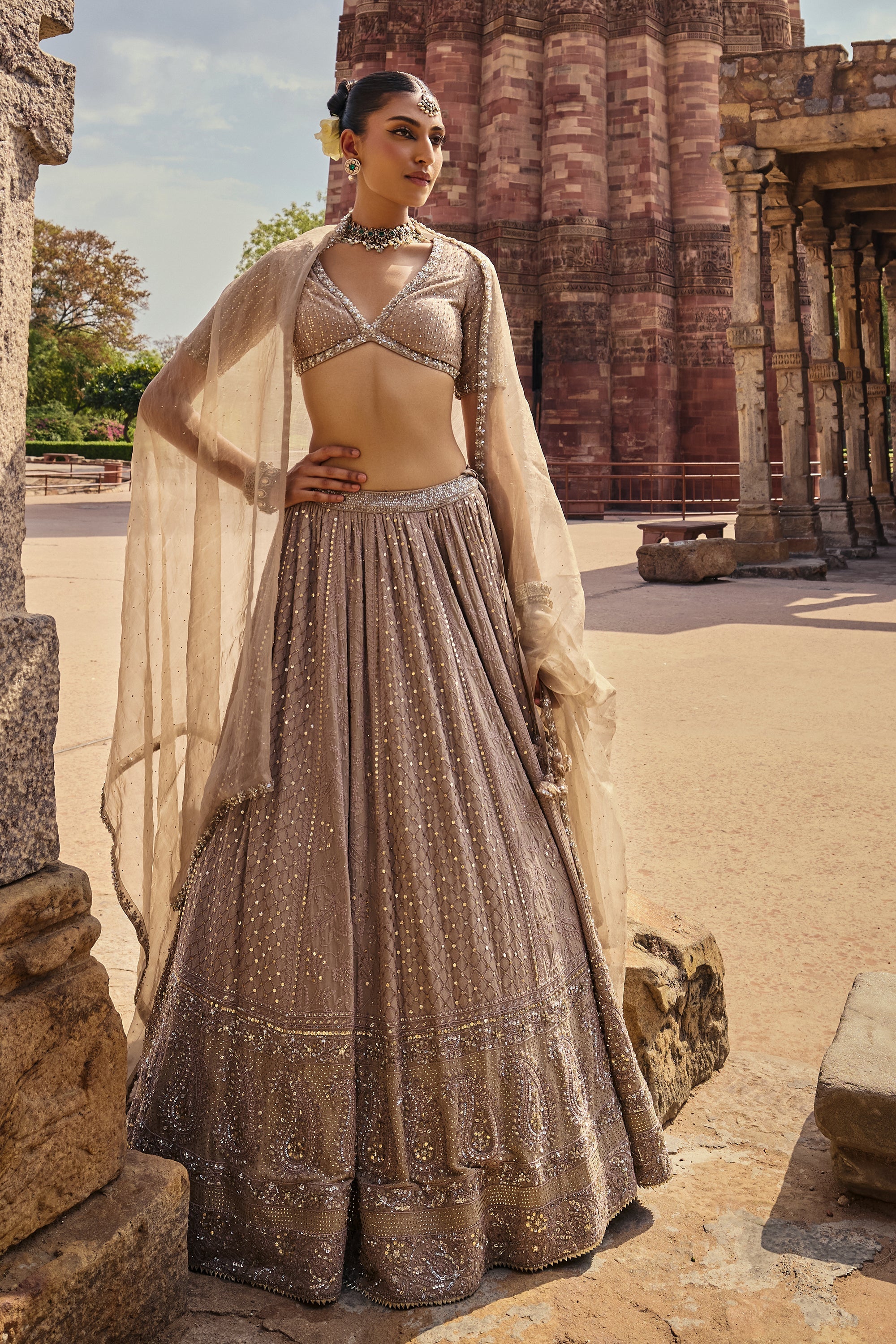 Zahra_Lehenga_Set_Kritika_Dawar