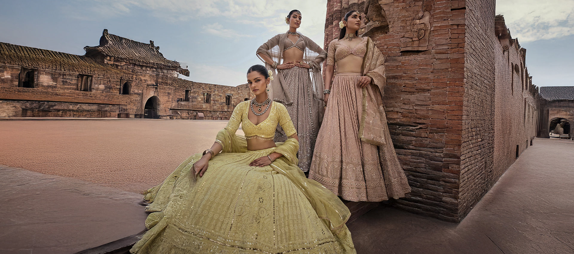 How to Choose the Bridal Lehenga: Buying Guide