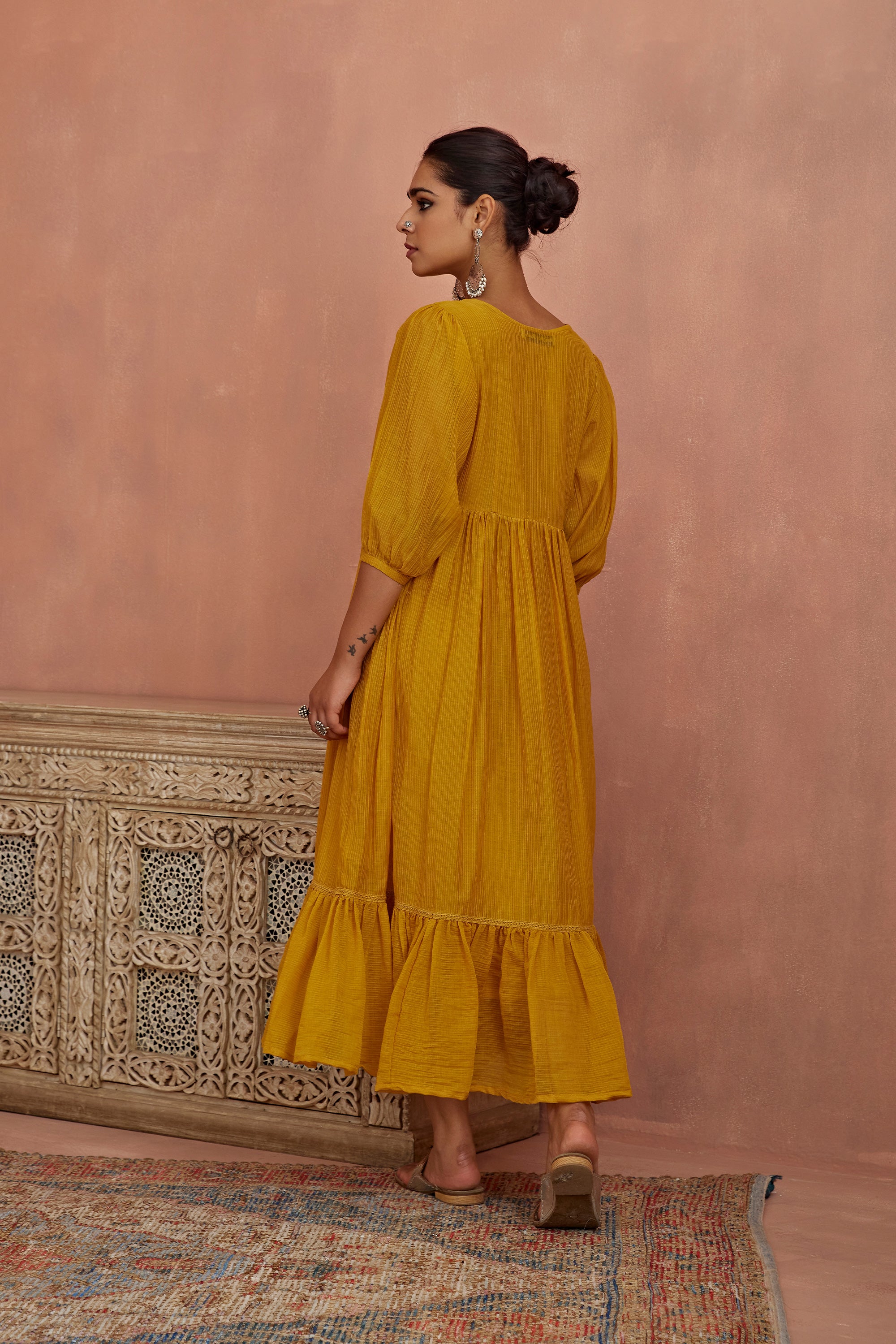 Yellow_Multi_Thread_Flower_Embroidery_Tunic_Kritika_Dawar