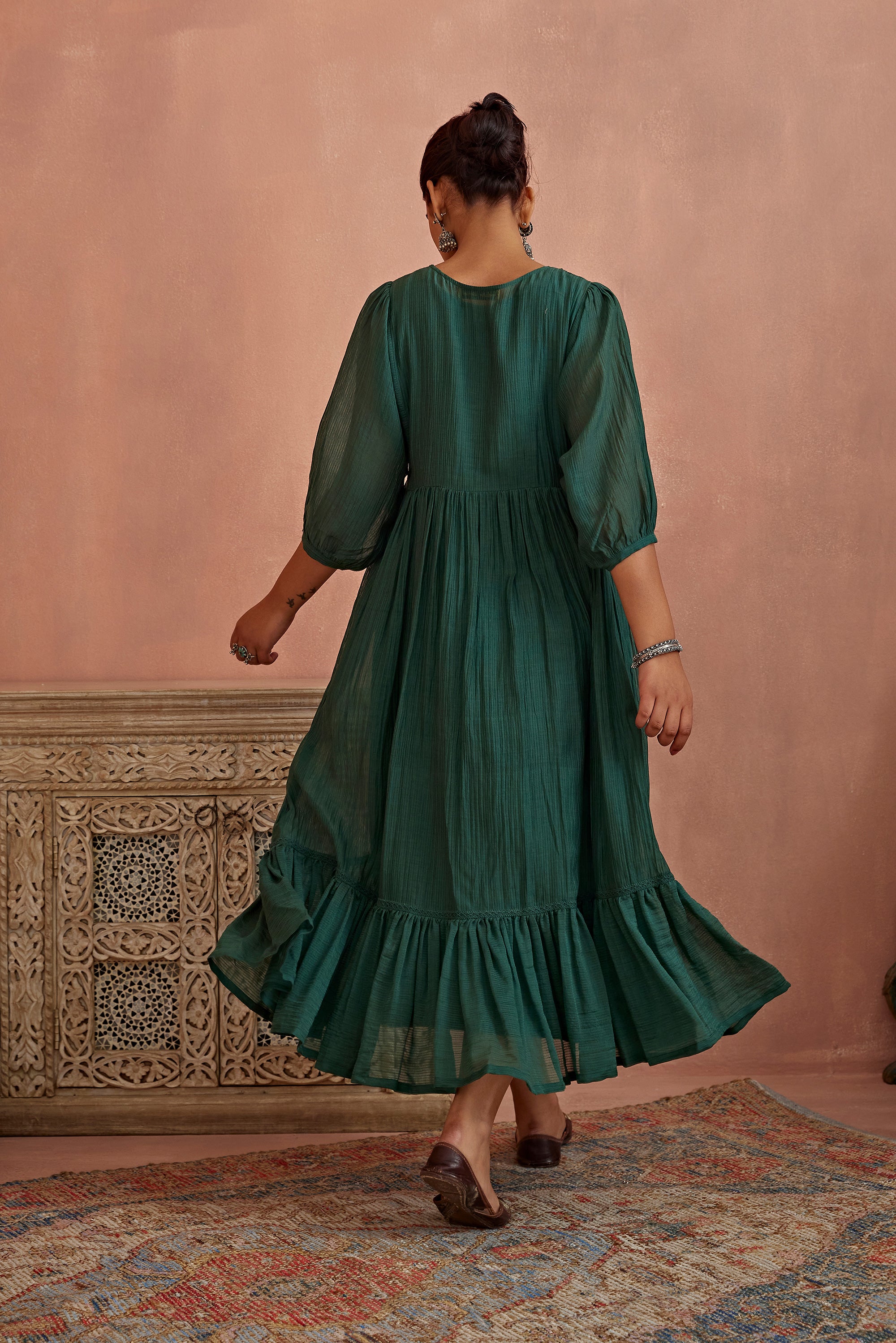 Teal_Multi_Thread_Flower_Embroidery_Tunic_Kritika_Dawar