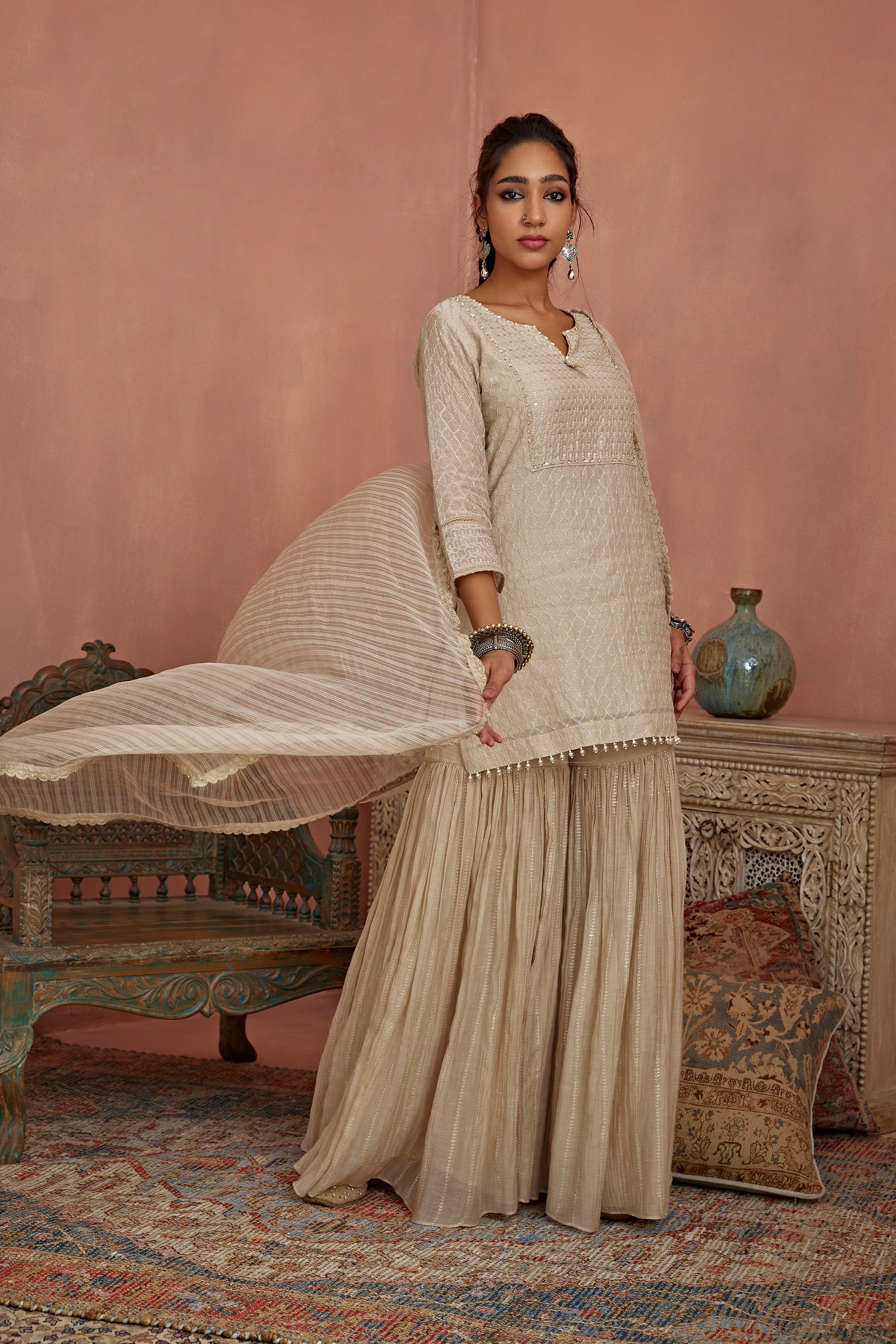 Ivory_Thread_Embroidered_Short_Kurta_Gharara_Kritika_Dawar