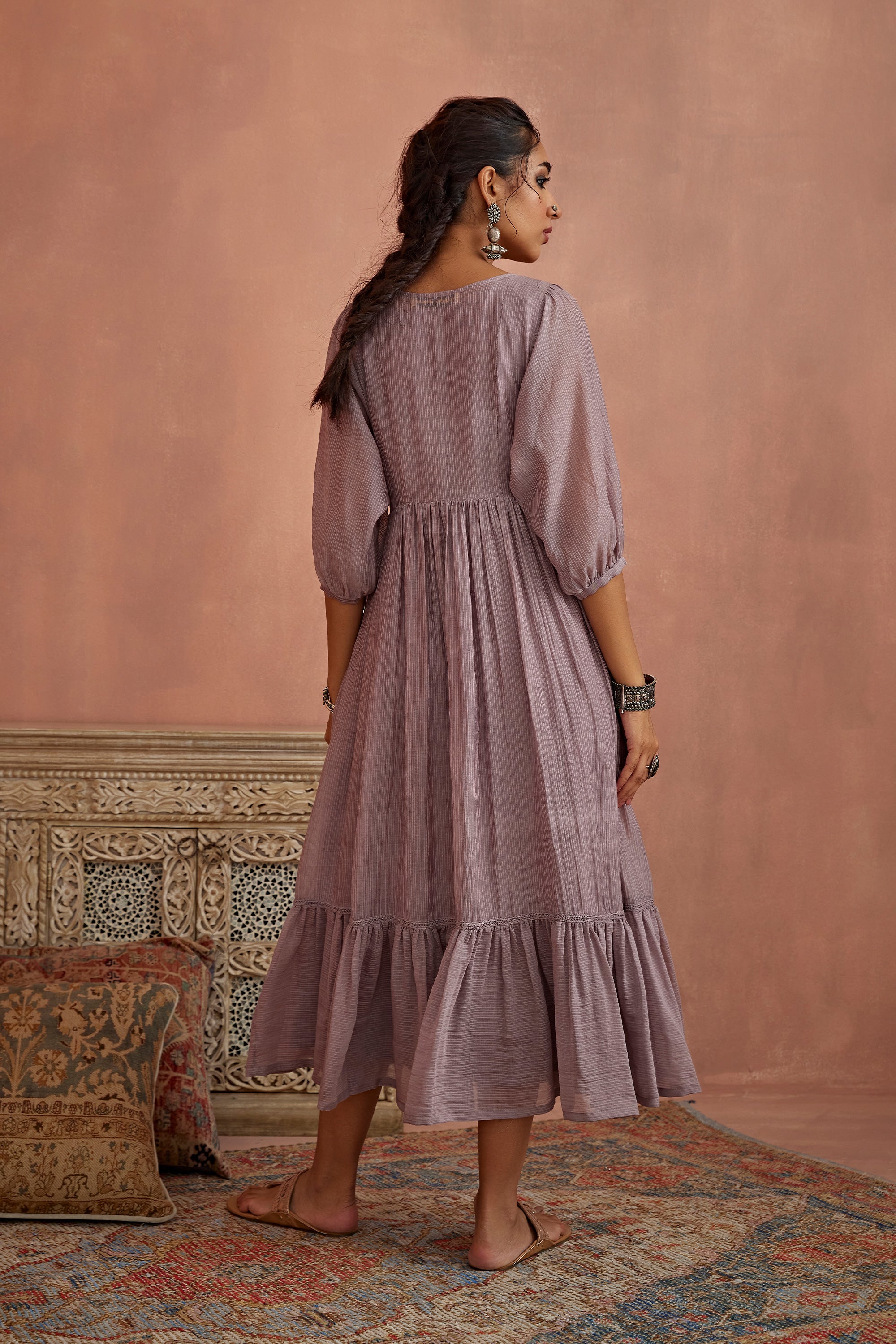 Mauve_Multi_Thread_Flower_Embroidery_Tunic_Kritika_Dawar