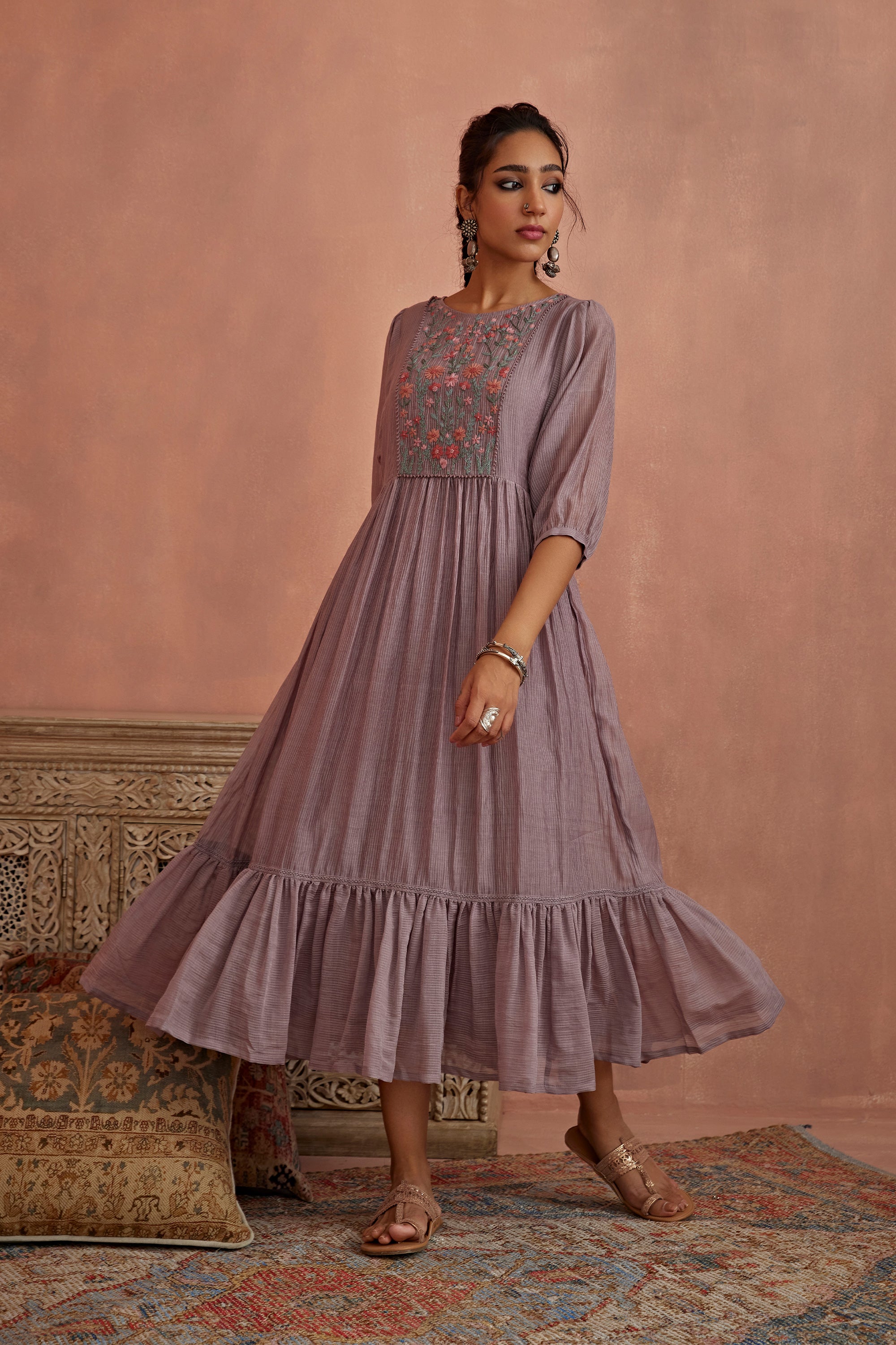Mauve_Multi_Thread_Flower_Embroidery_Tunic_Kritika_Dawar