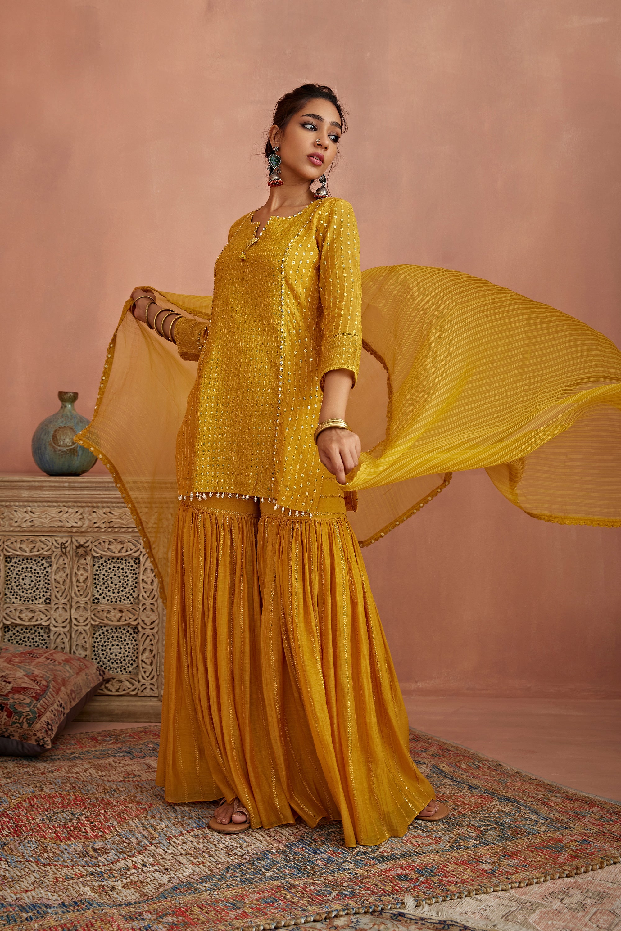 Yellow_Thread_Embroidered_Short_Kurta_Gharara_Kritika_Dawar