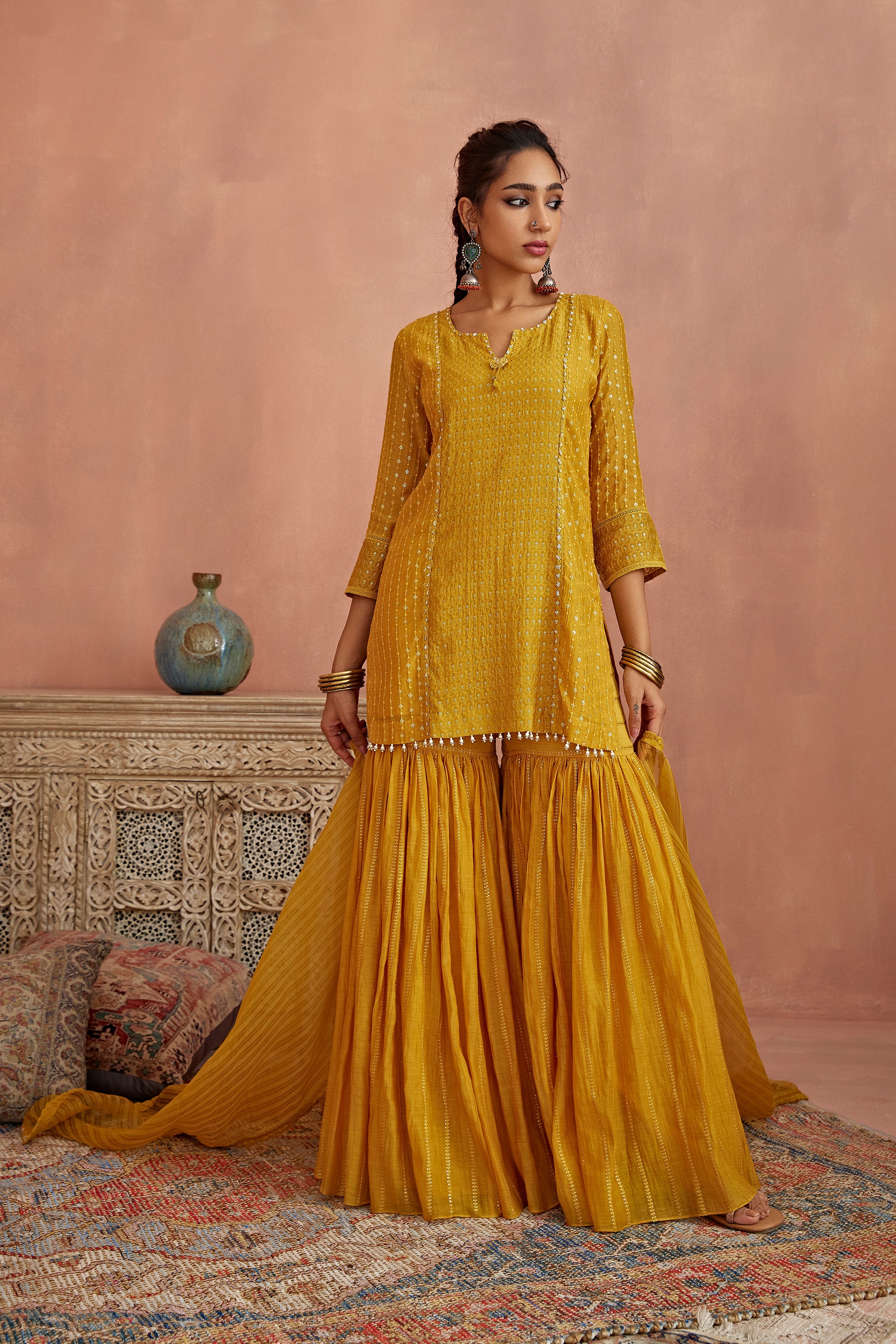 Yellow_Thread_Embroidered_Short_Kurta_Gharara_Kritika_Dawar