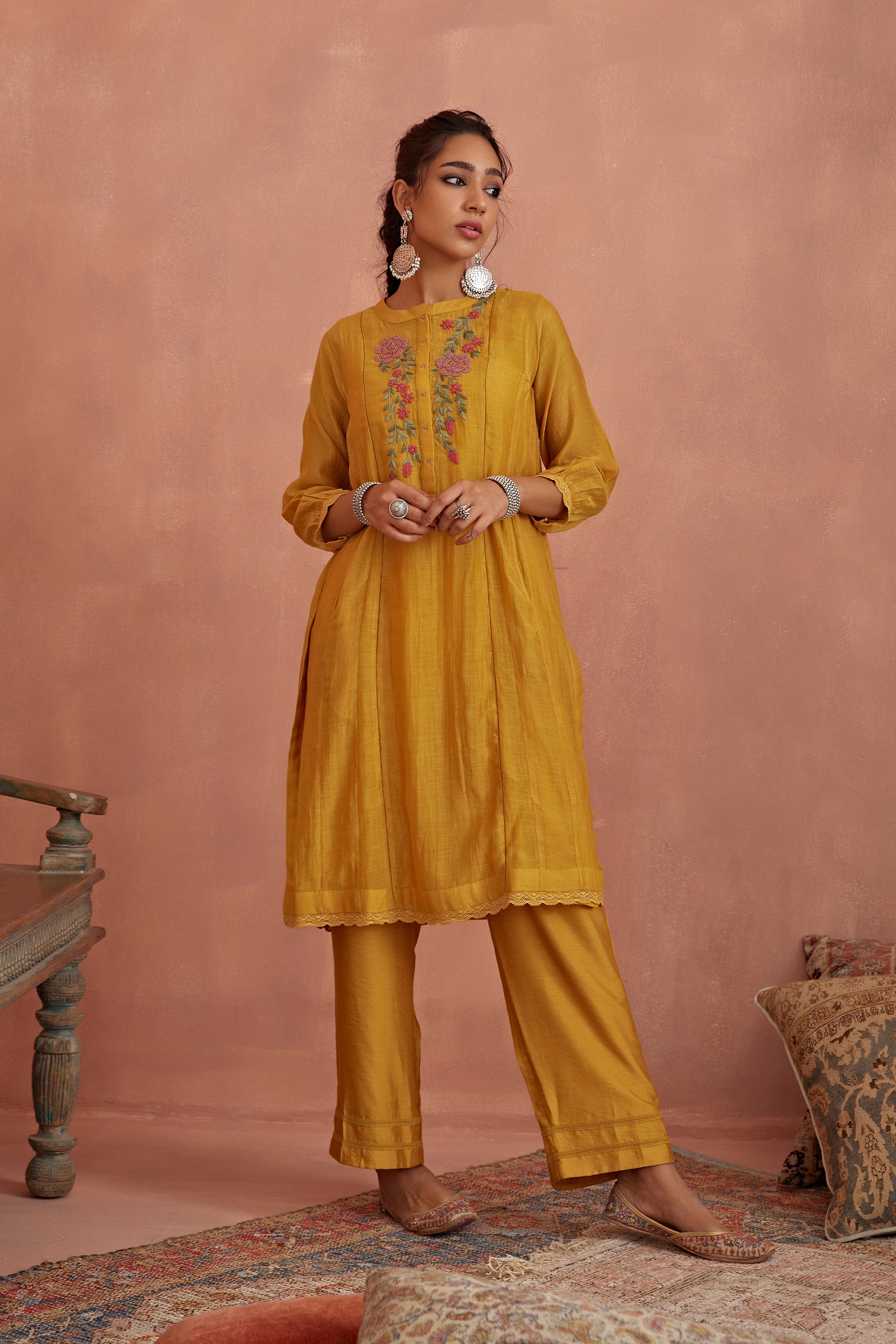 Yellow_Floral_Emroidered_Tunic_Set_Kritika_Dawar