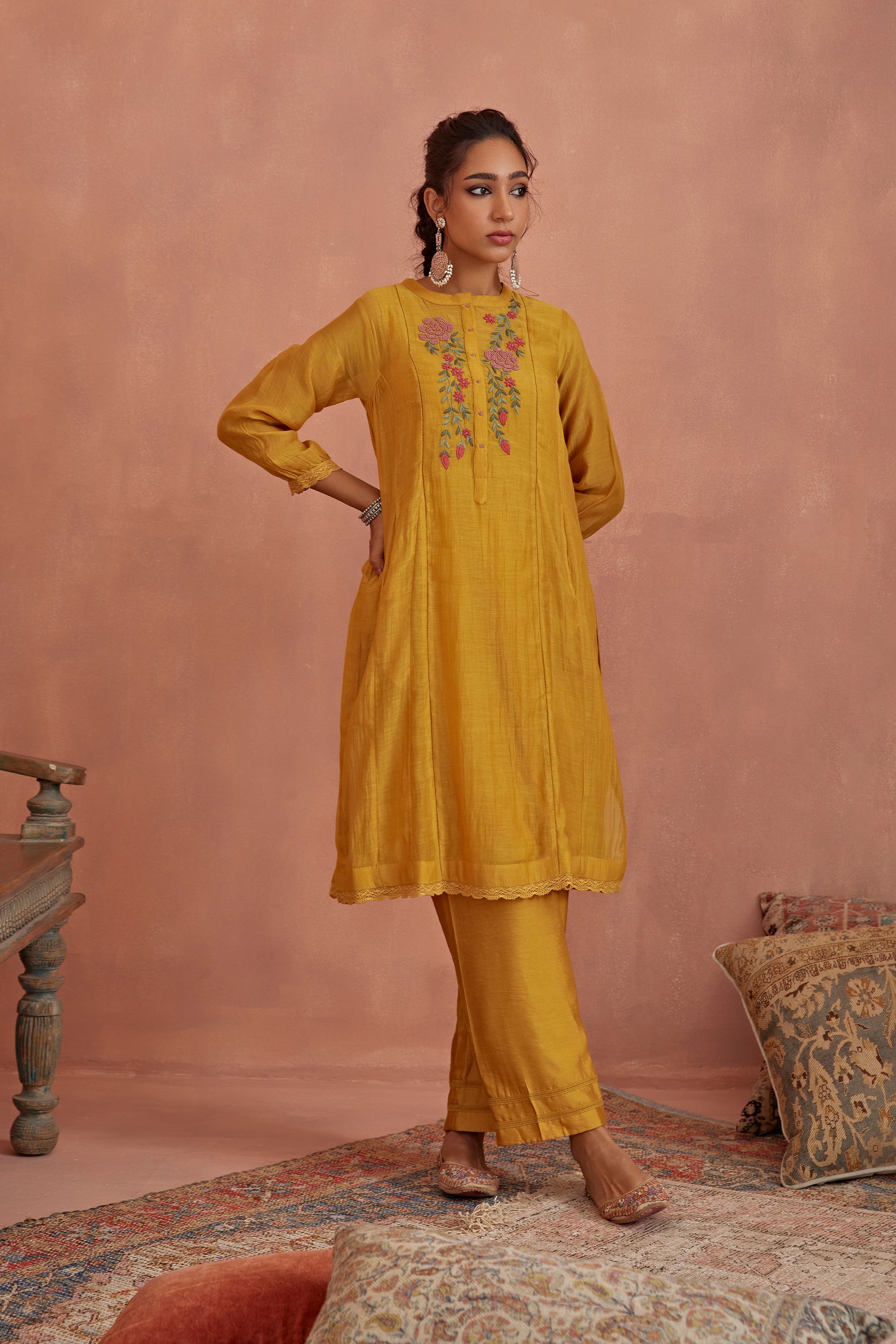 Yellow_Floral_Emroidered_Tunic_Set_Kritika_Dawar