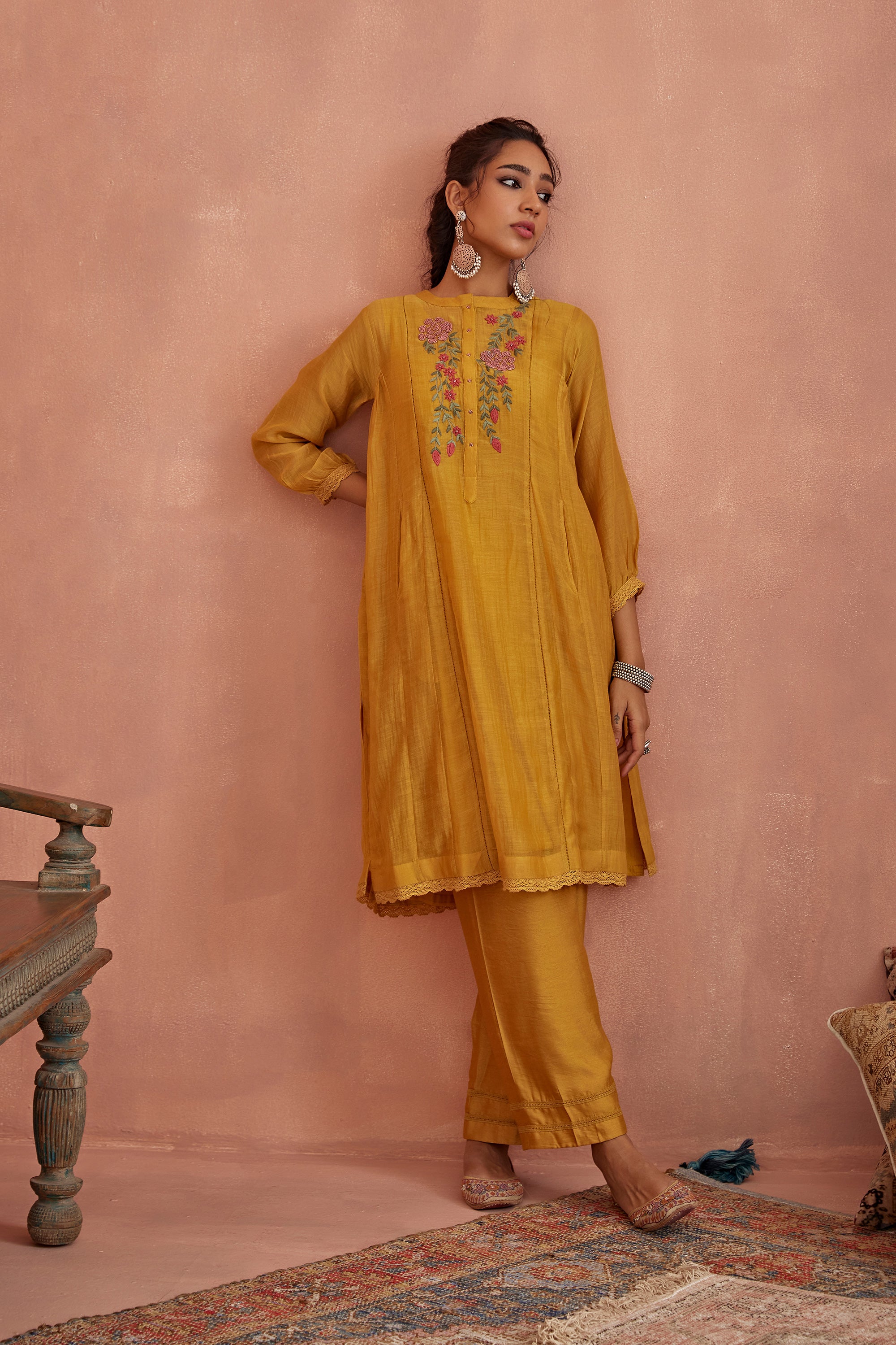 Yellow_Floral_Emroidered_Tunic_Set_Kritika_Dawar