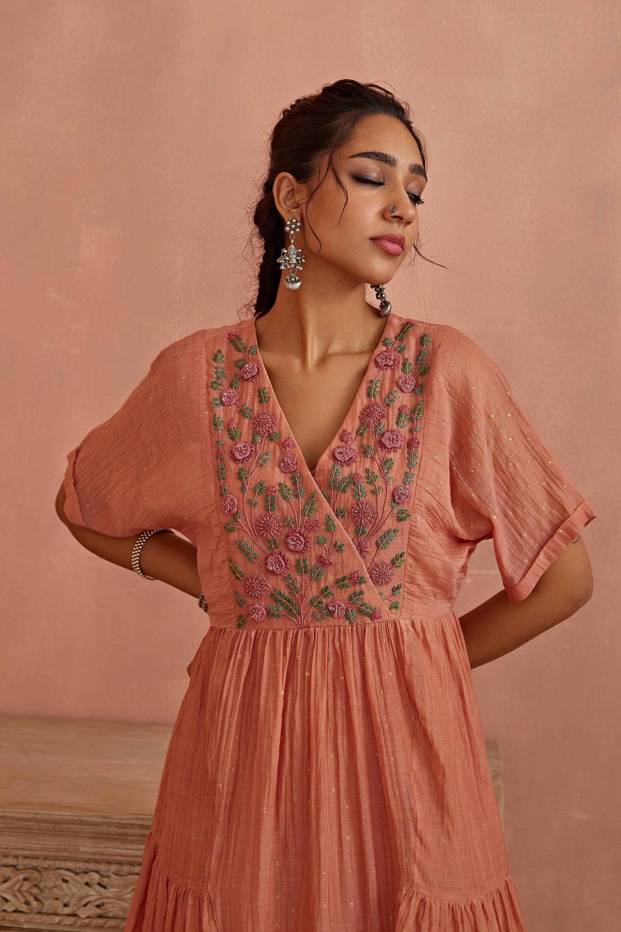 Blush_3D_Flower_Embroidery_Tunic_Kritika_Dawar