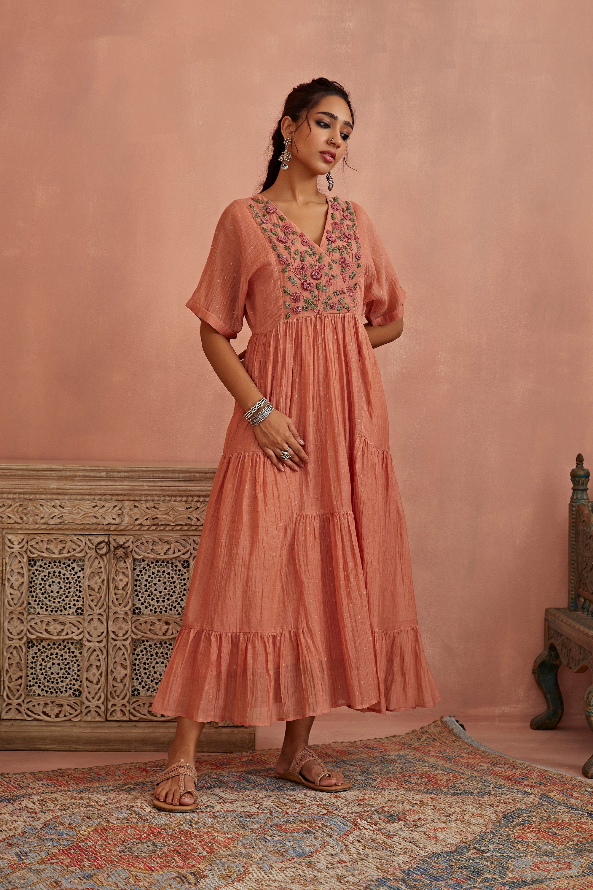 Blush_3D_Flower_Embroidery_Tunic_Kritika_Dawar