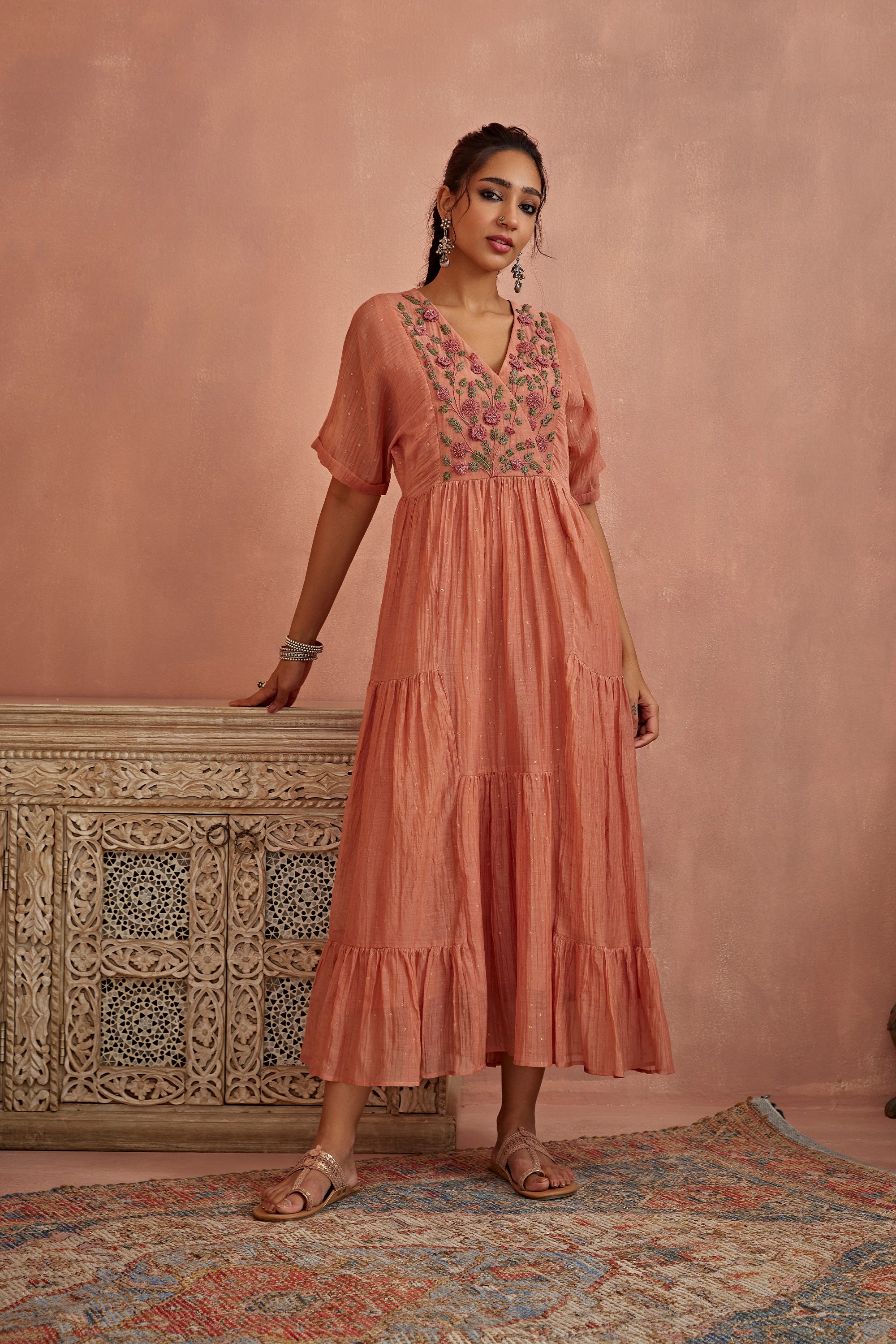 Blush_3D_Flower_Embroidery_Tunic_Kritika_Dawar