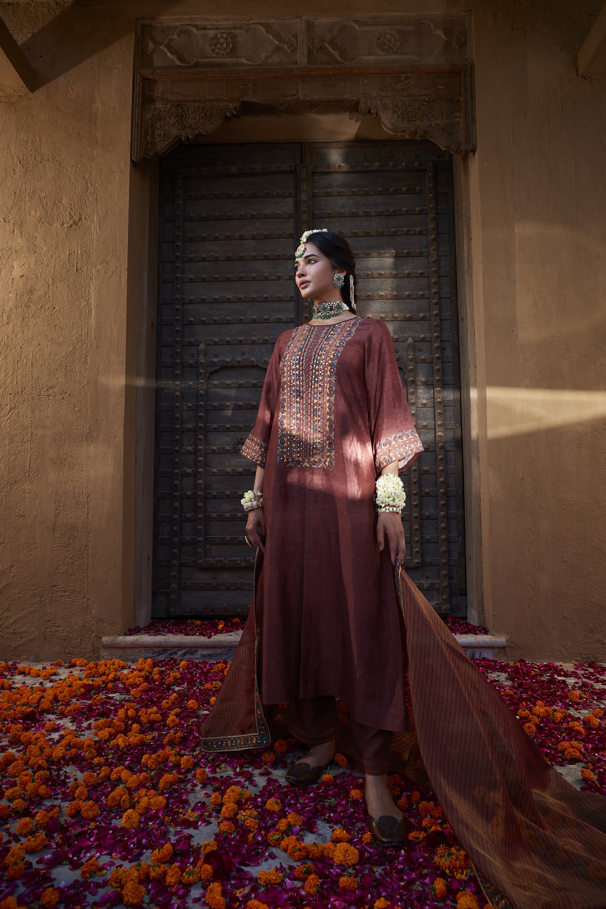 Rose_Brown_Multi_Thread_Embroidered_Straight_Kurta_Set_Kritika_Dawar