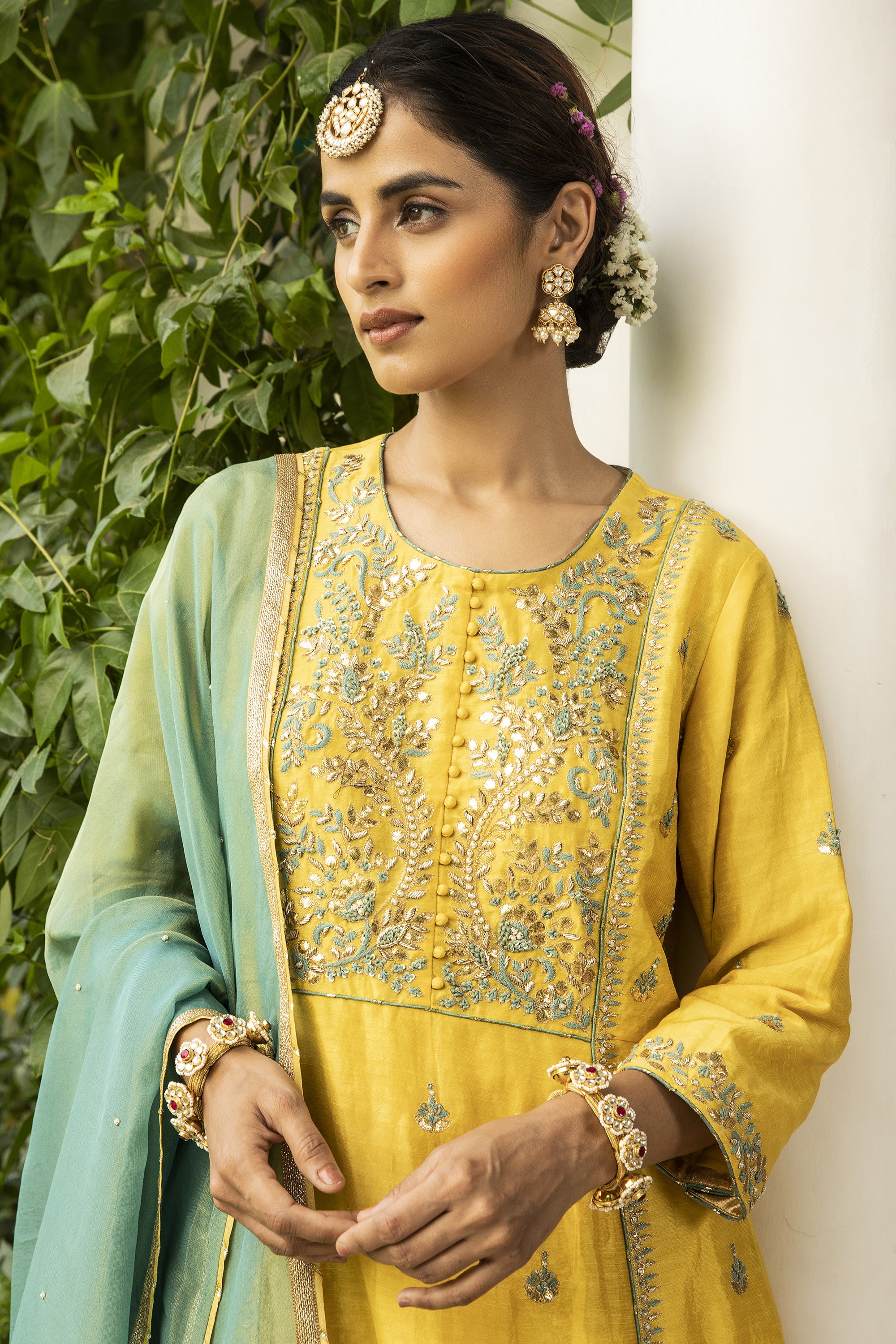 Yellow_Linen_Silk_Kurta_Set_Kritika_Dawar