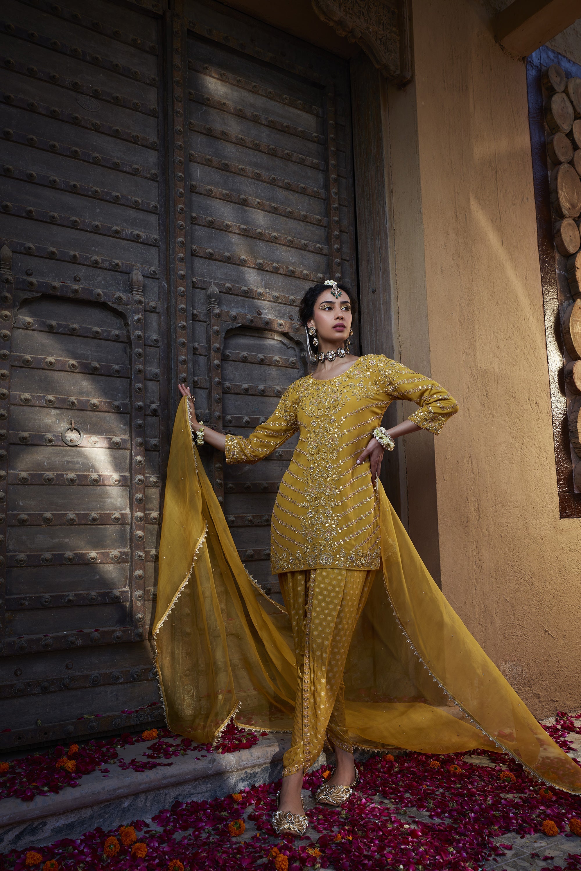 Yellow_Gota_Short_Kurta_Tulip_Kritika_Dawar