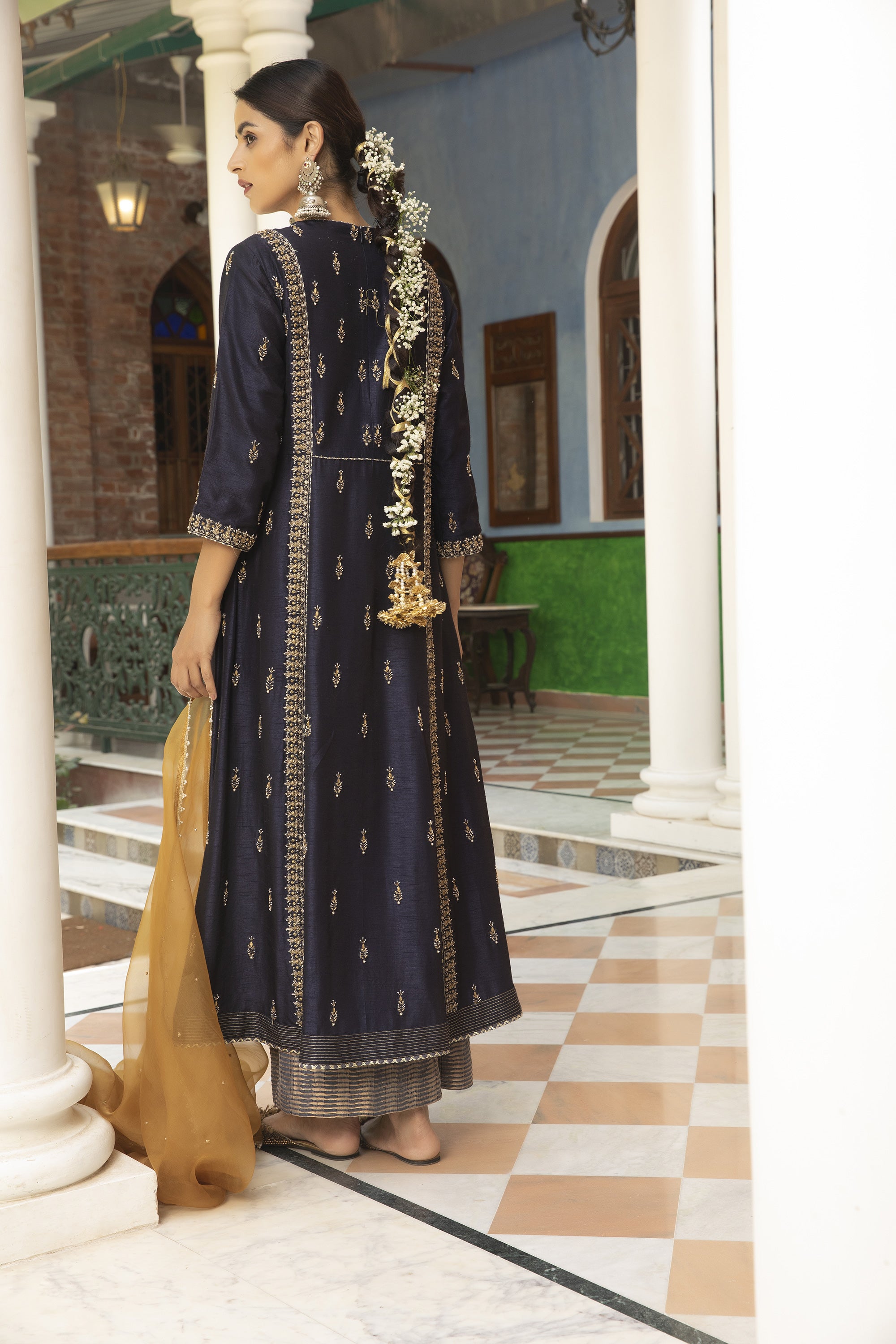 Blue Embroidered Kurta- Kritika Dawar