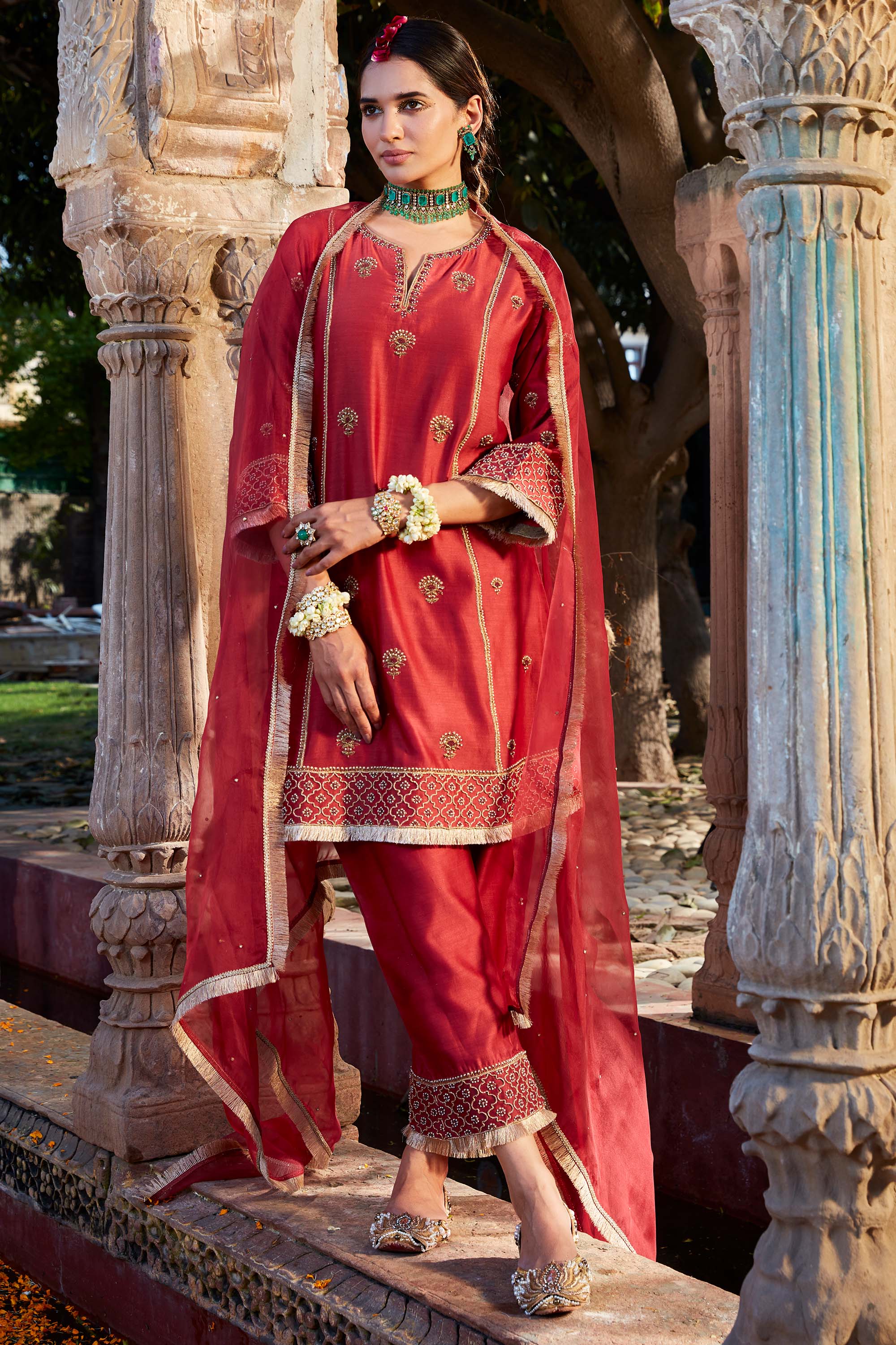 Marooon_Short_Kurta_Set_Kritika_Dawar