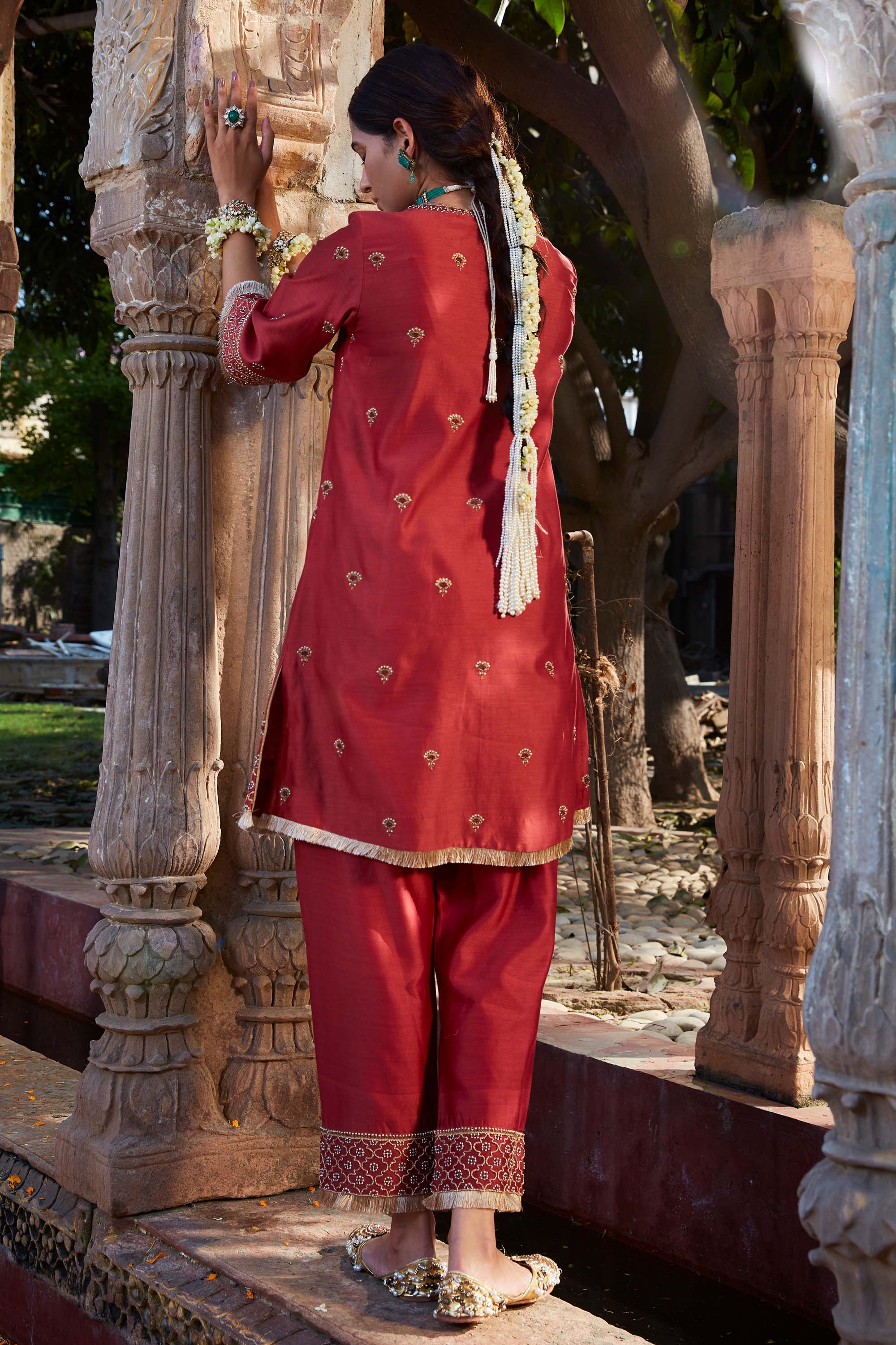 Marooon_Short_Kurta_Set_Kritika_Dawar