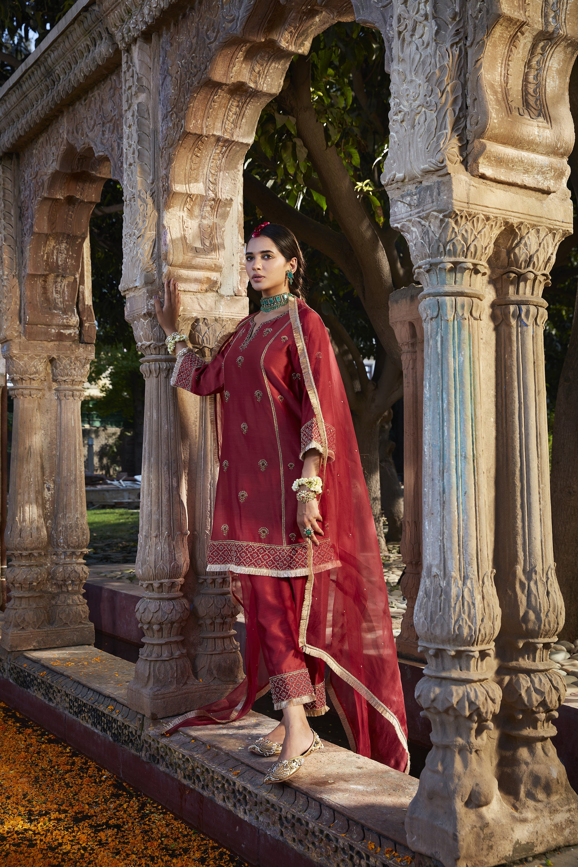 Marooon_Short_Kurta_Set_Kritika_Dawar
