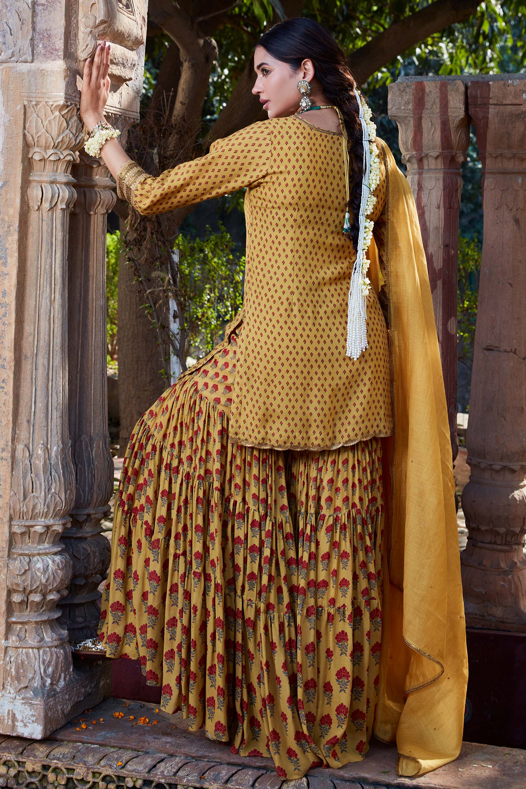 Yellow_Printed_Chanderi_Gharara_Set_Kritika_Dawar