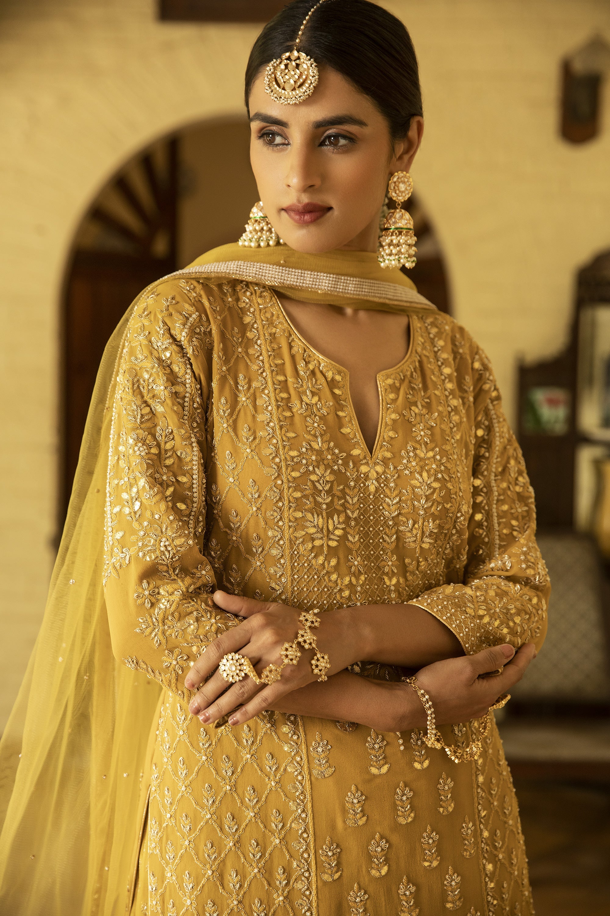 Yellow_Hand__Embroidered_Kurta_Set_Kritika_Dawar