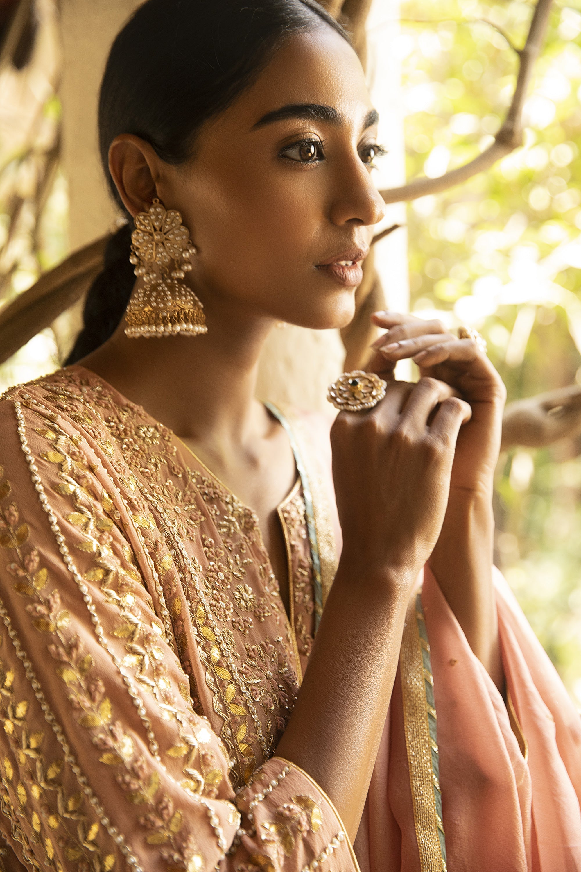 Blush_Pink_Hand_Embroidered_Kurta_Set_Kritika_Dawar