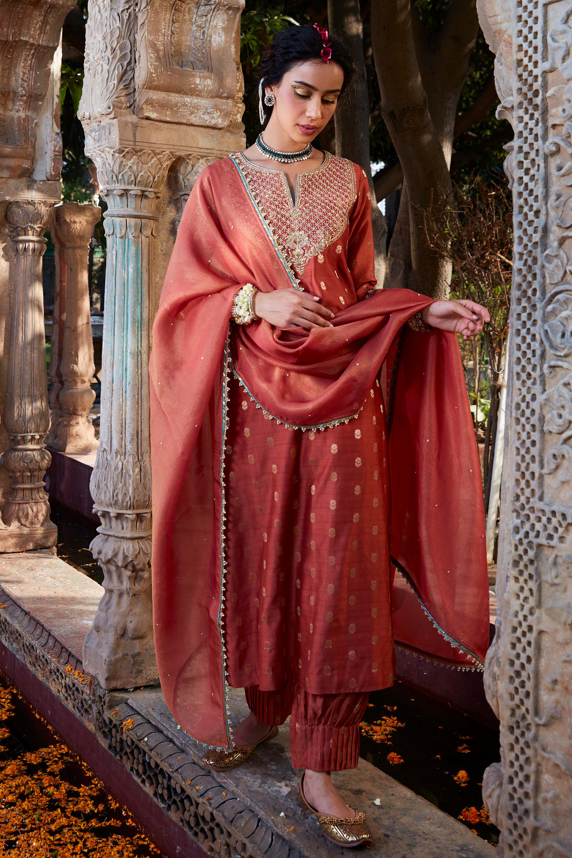 Rust_Dabka_Jaal_Suit_Set_Kritika_Dawar