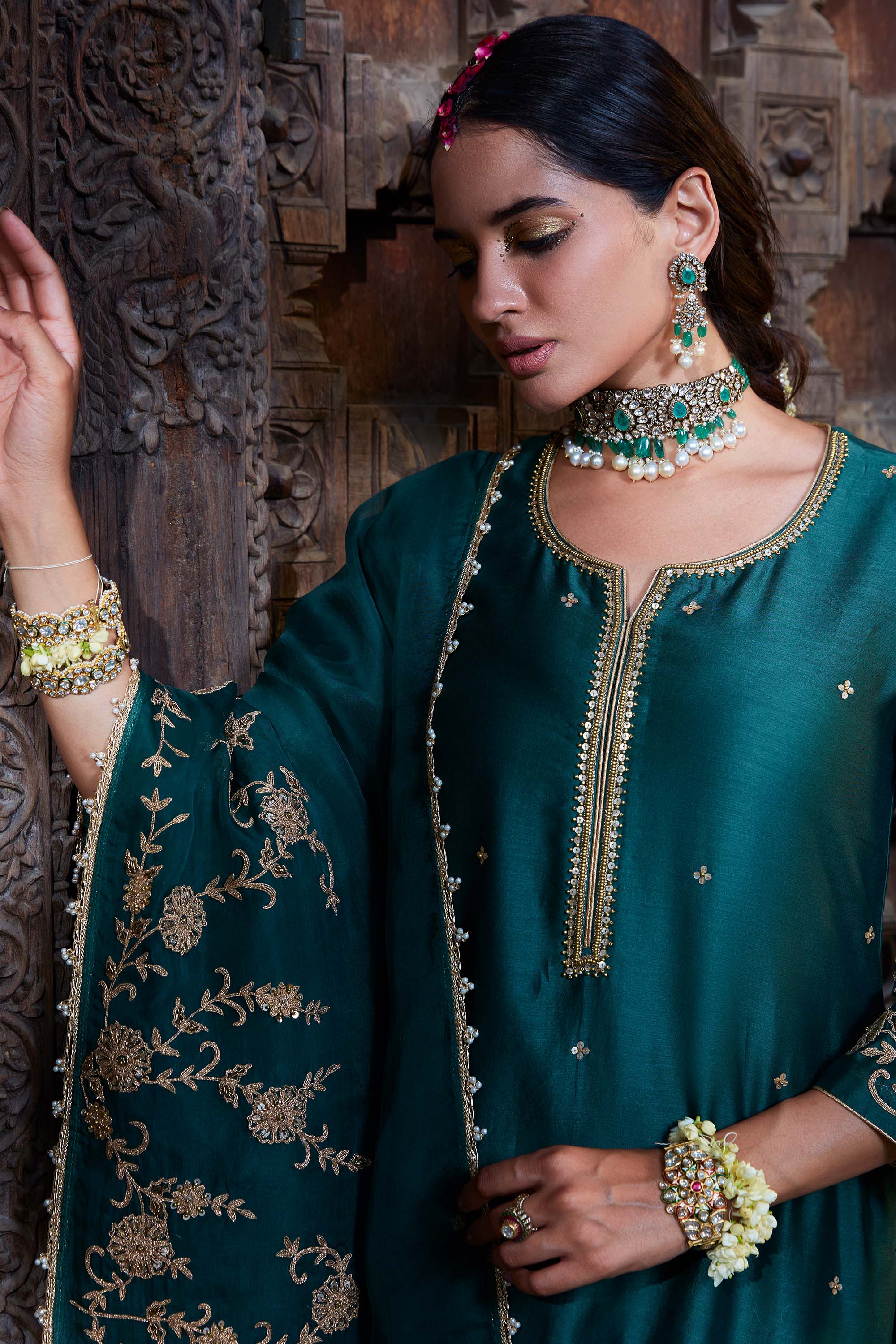 Teal_Dori_Embroidered_Kurta_Set_Kritika_Dawar