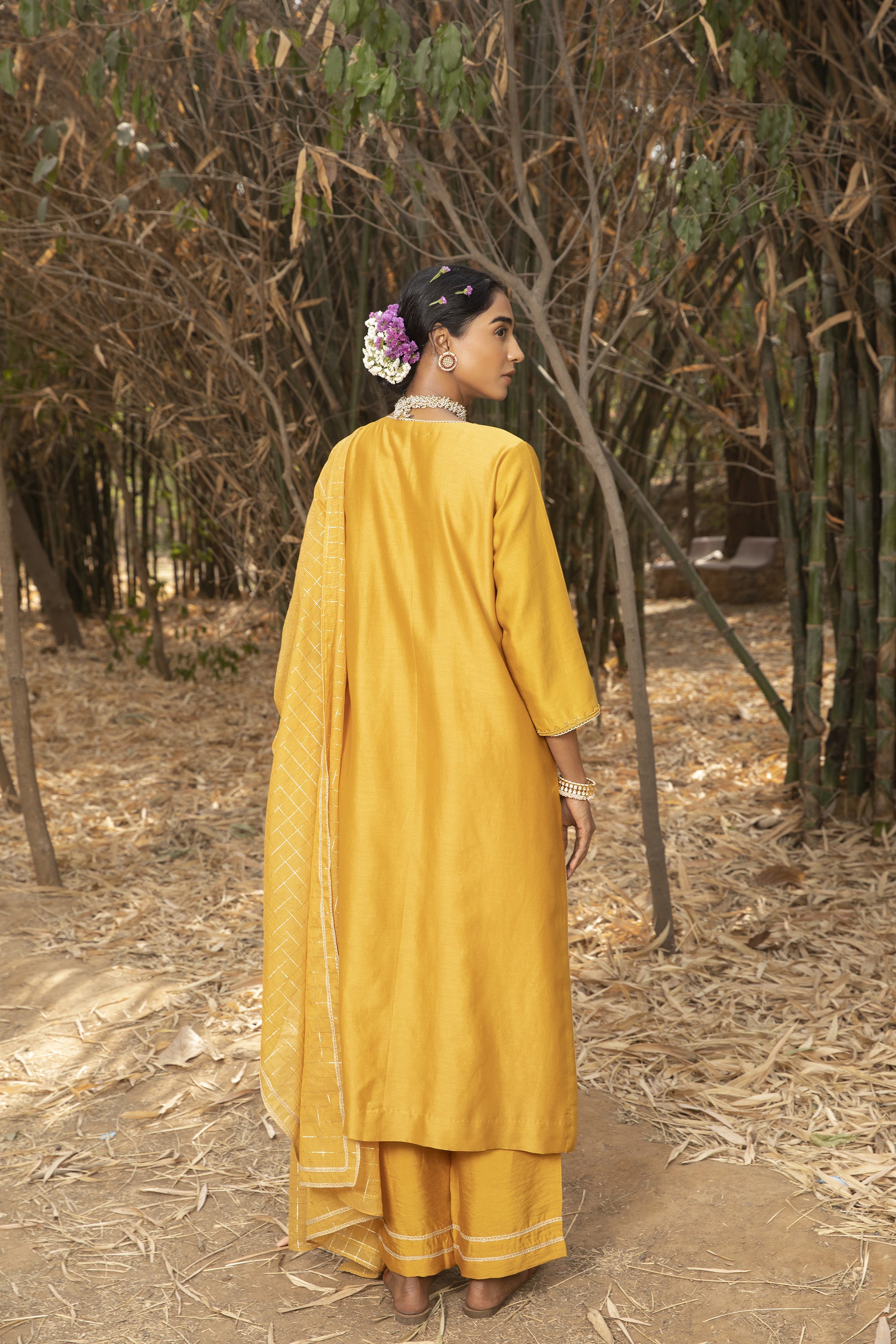 Yellow_Dori_Embroidered_Kurta_Set_Kritika_Dawar