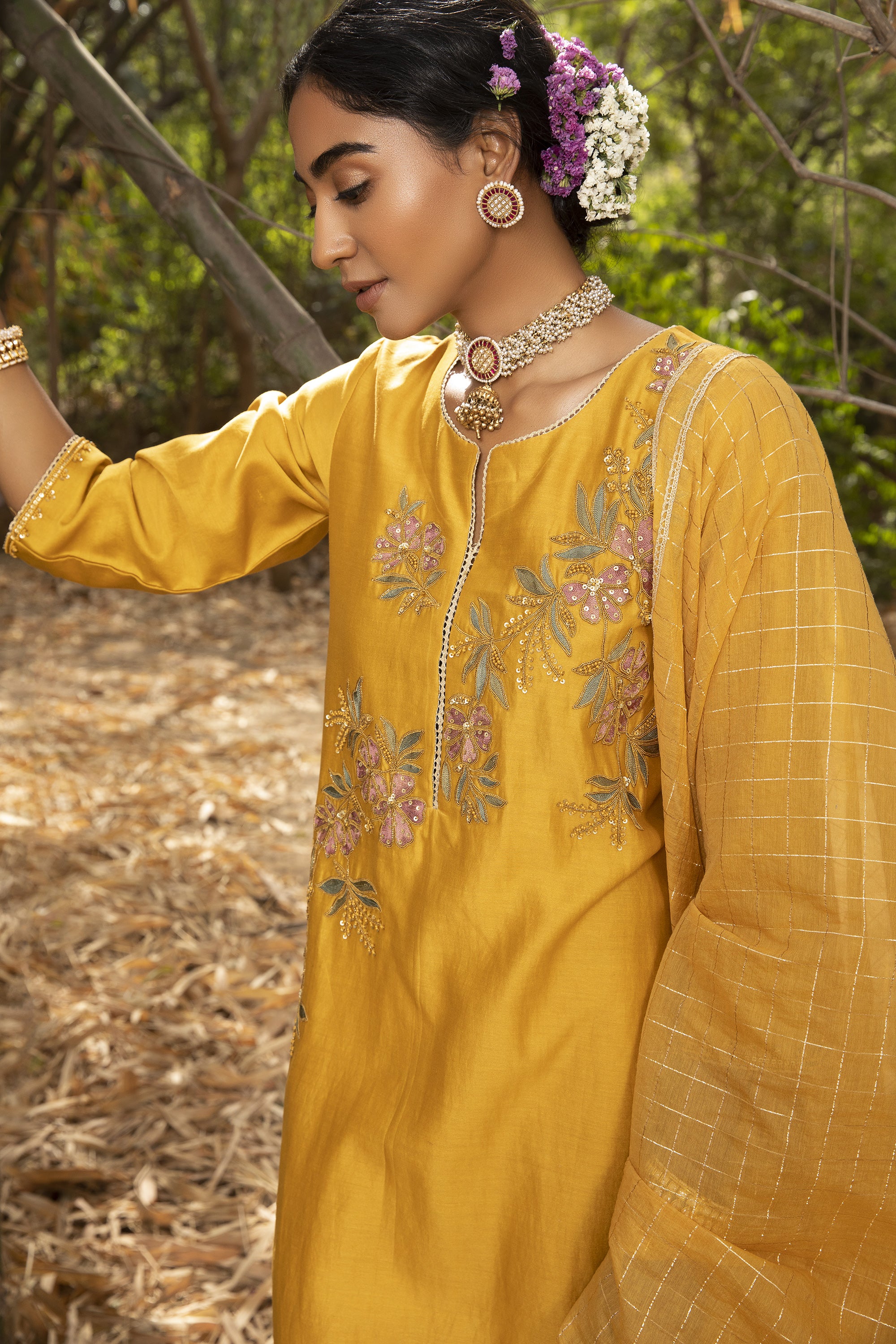Yellow_Dori_Embroidered_Kurta_Set_Kritika_Dawar