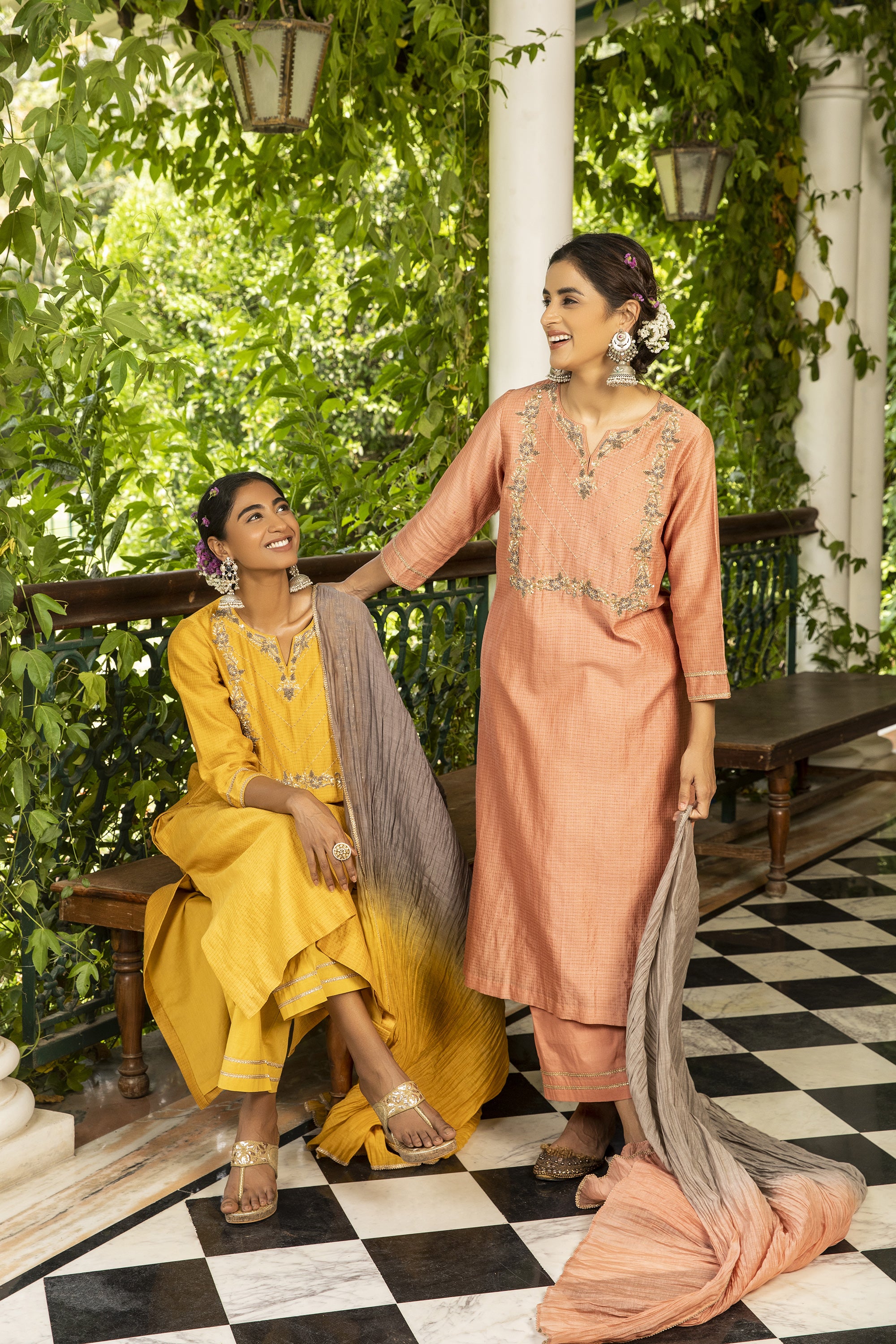 Yellow_Woven_Chanderi_Kurta_Set_Kritika_Dawar